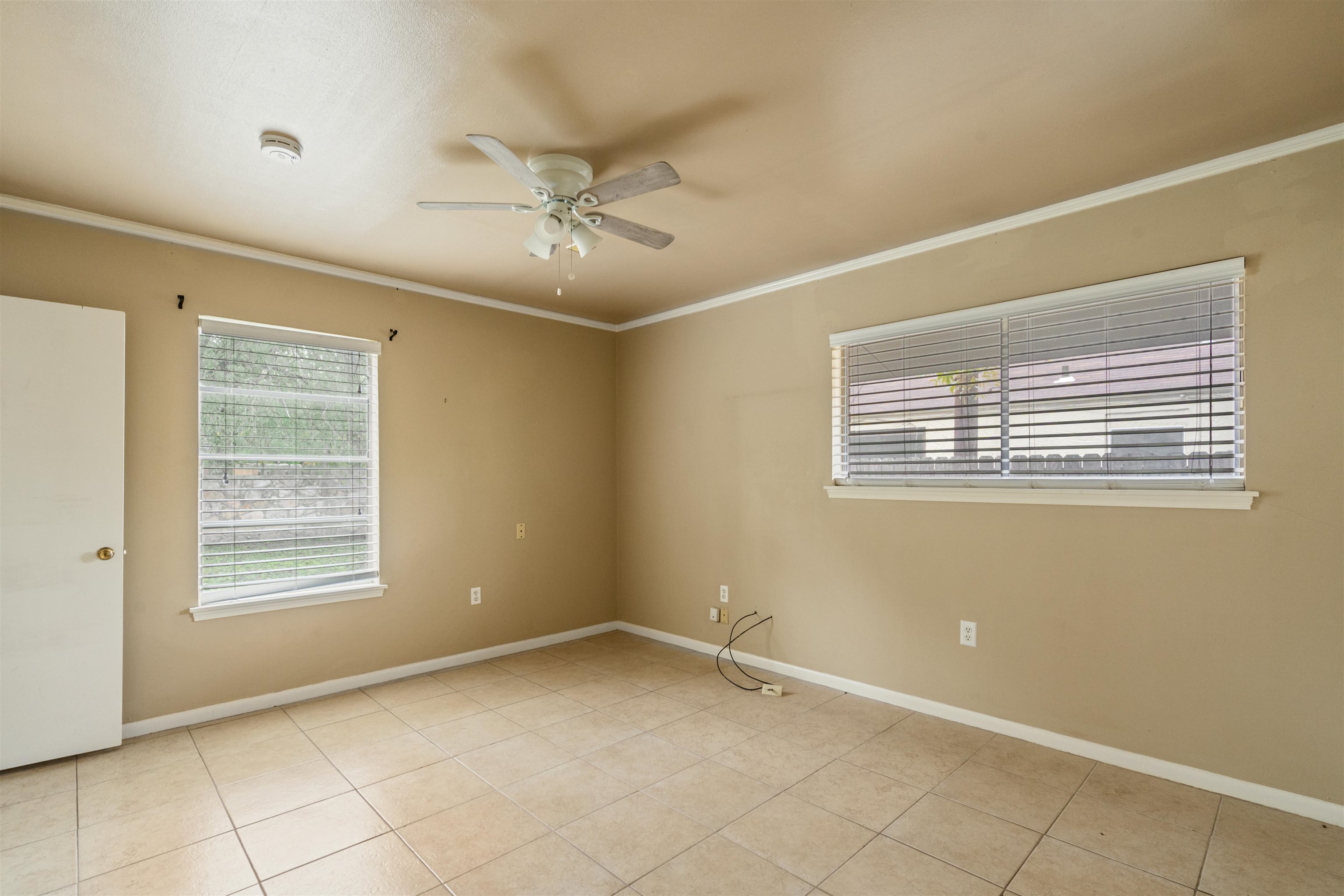 Image 15 of 20 For 214 Strickland W