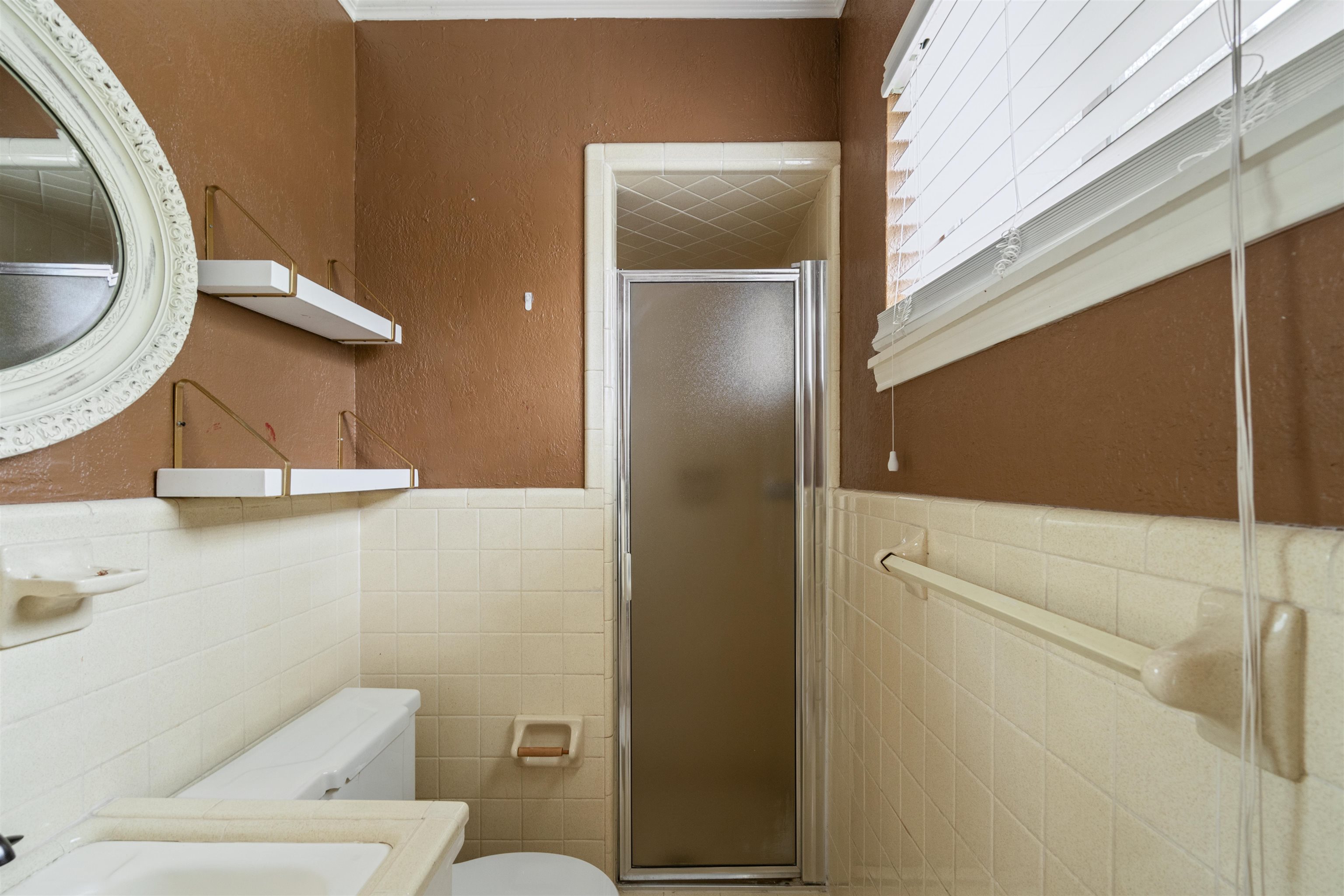 Image 17 of 20 For 214 Strickland W