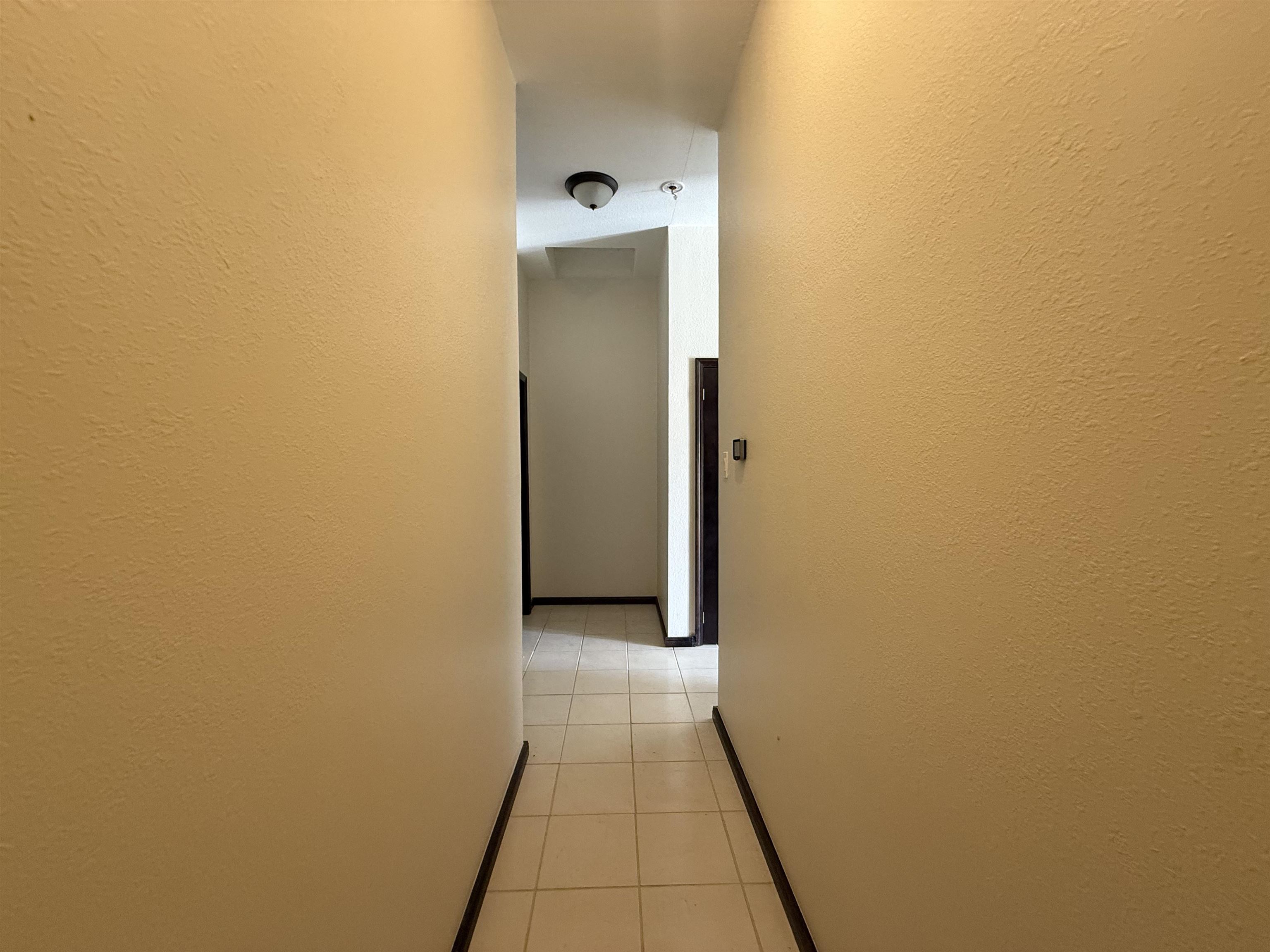 Image 16 of 29 For 105 Margaret