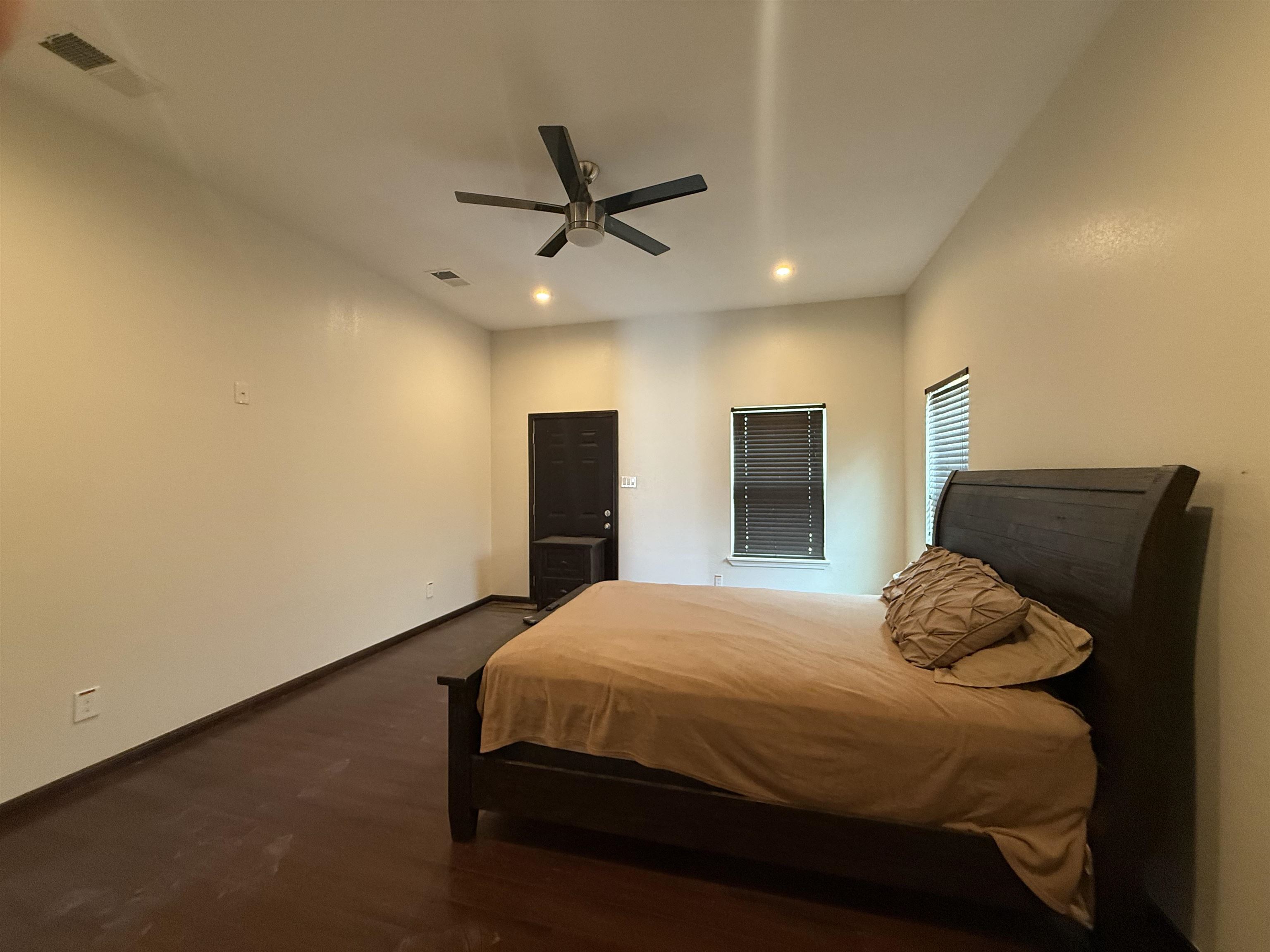 Image 23 of 29 For 105 Margaret