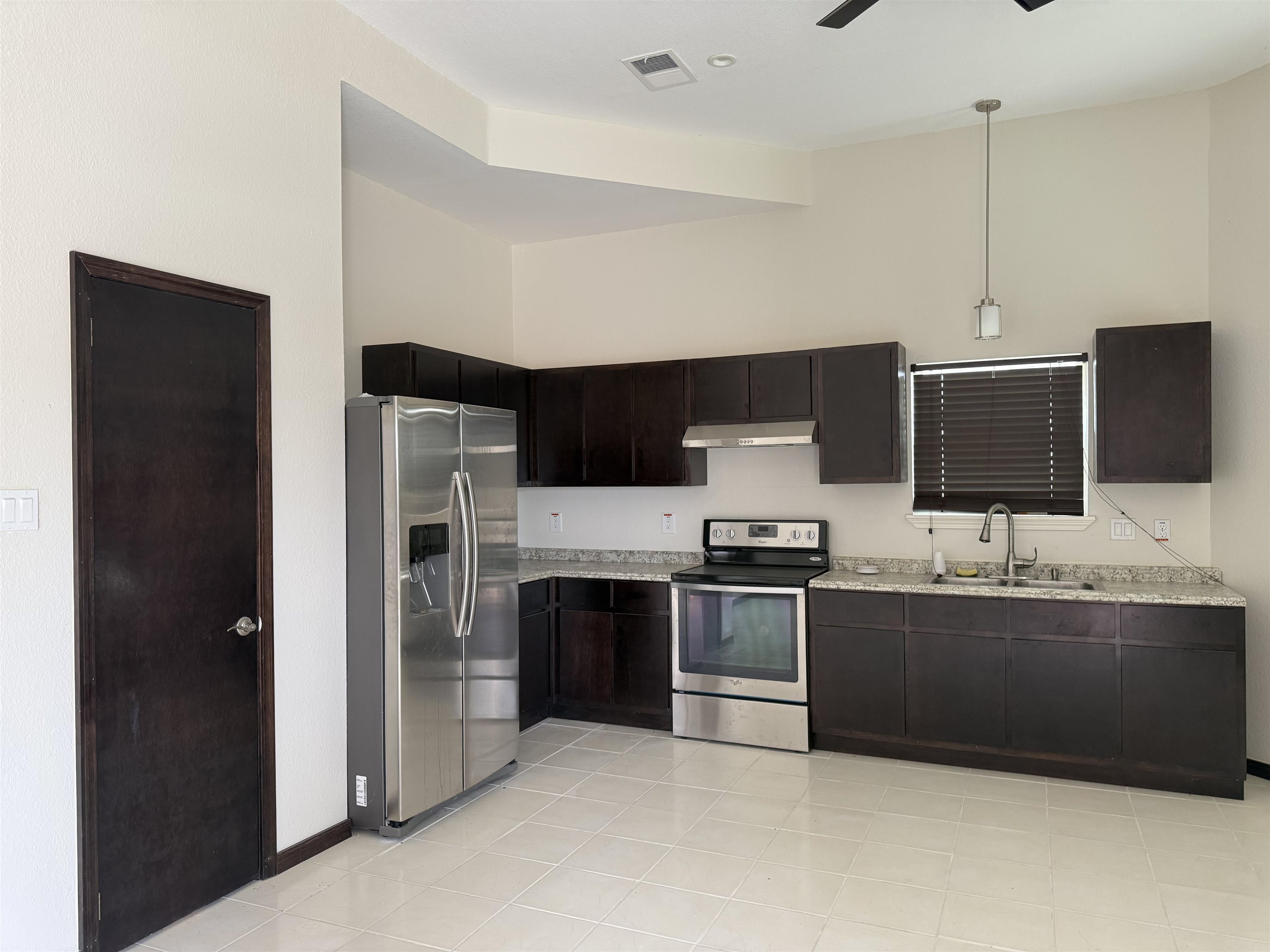 Image 6 of 29 For 105 Margaret