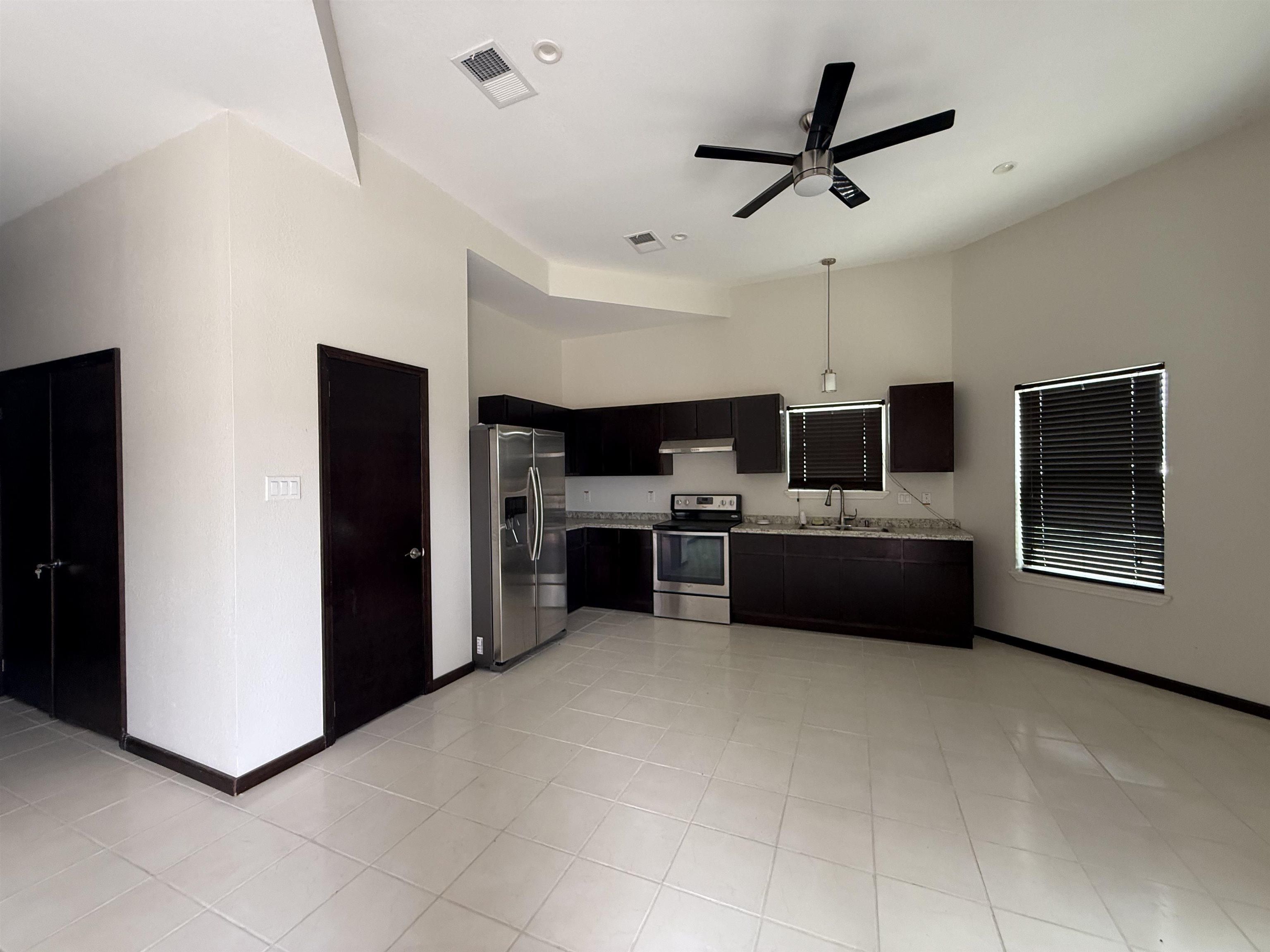 Image 7 of 29 For 105 Margaret