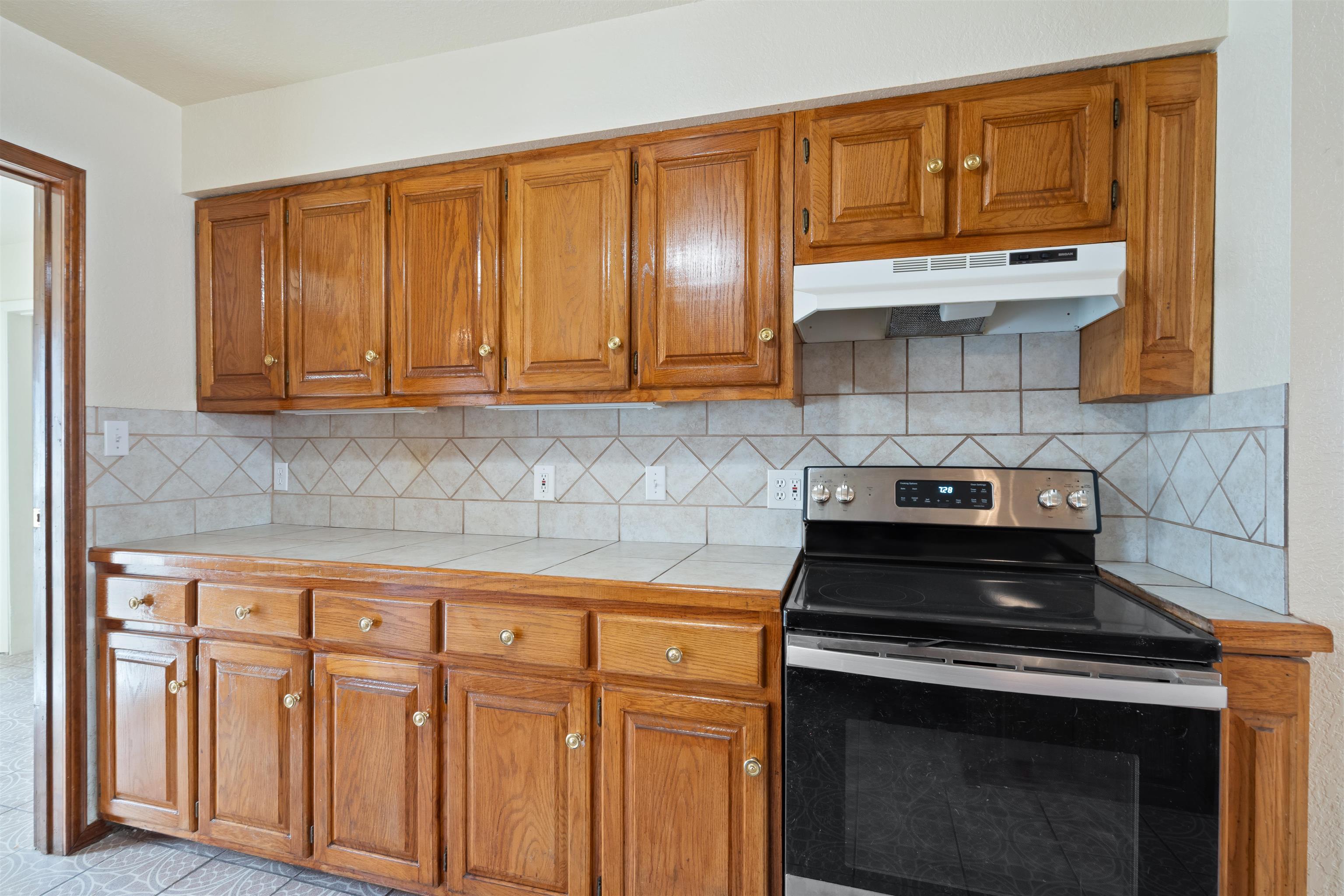 Image 10 of 23 For 104 Virgie