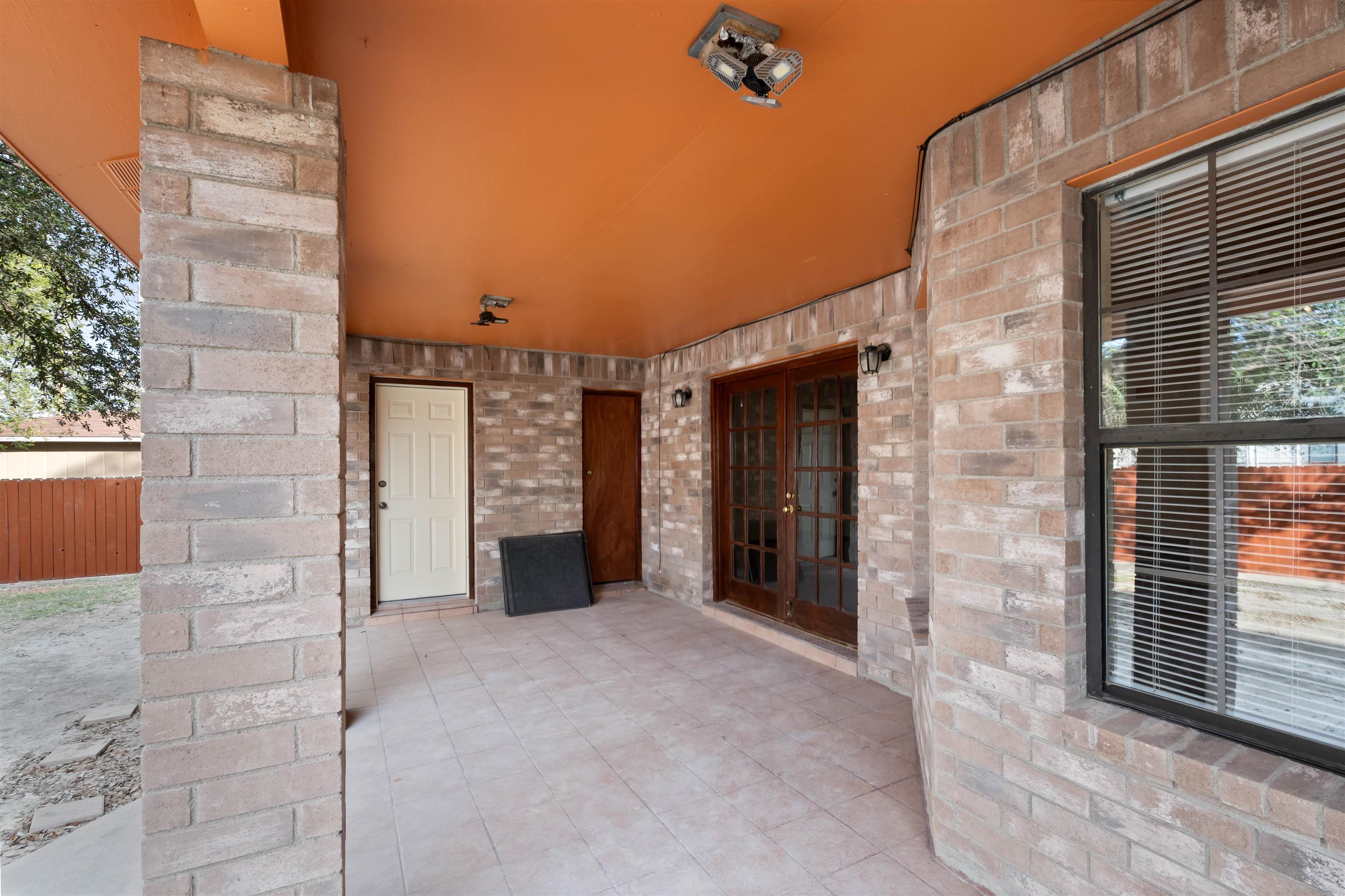 Image 20 of 23 For 104 Virgie