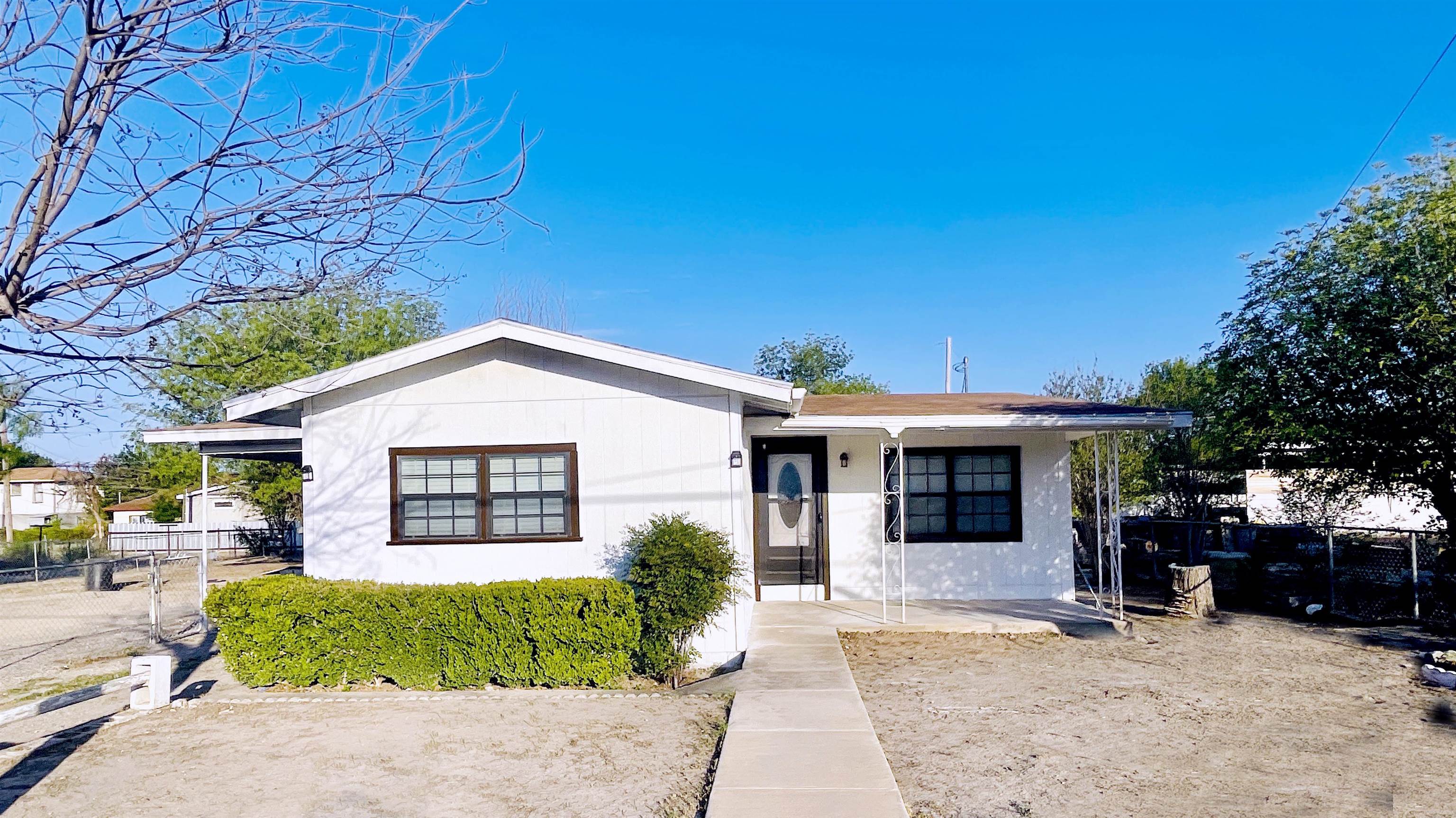 Details for 405 Bowie E, Del Rio, TX 78840