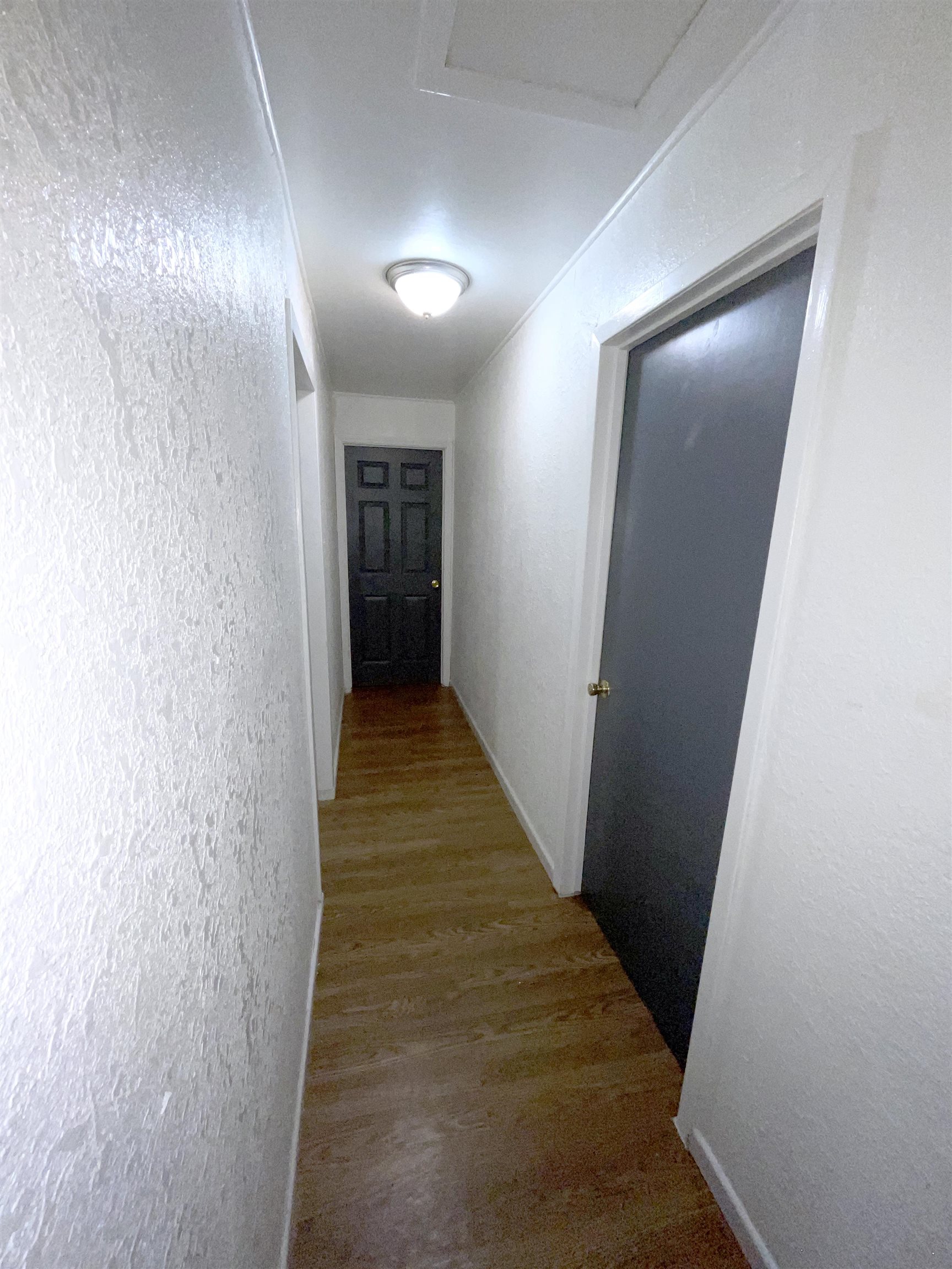 Image 7 of 20 For 405 Bowie E