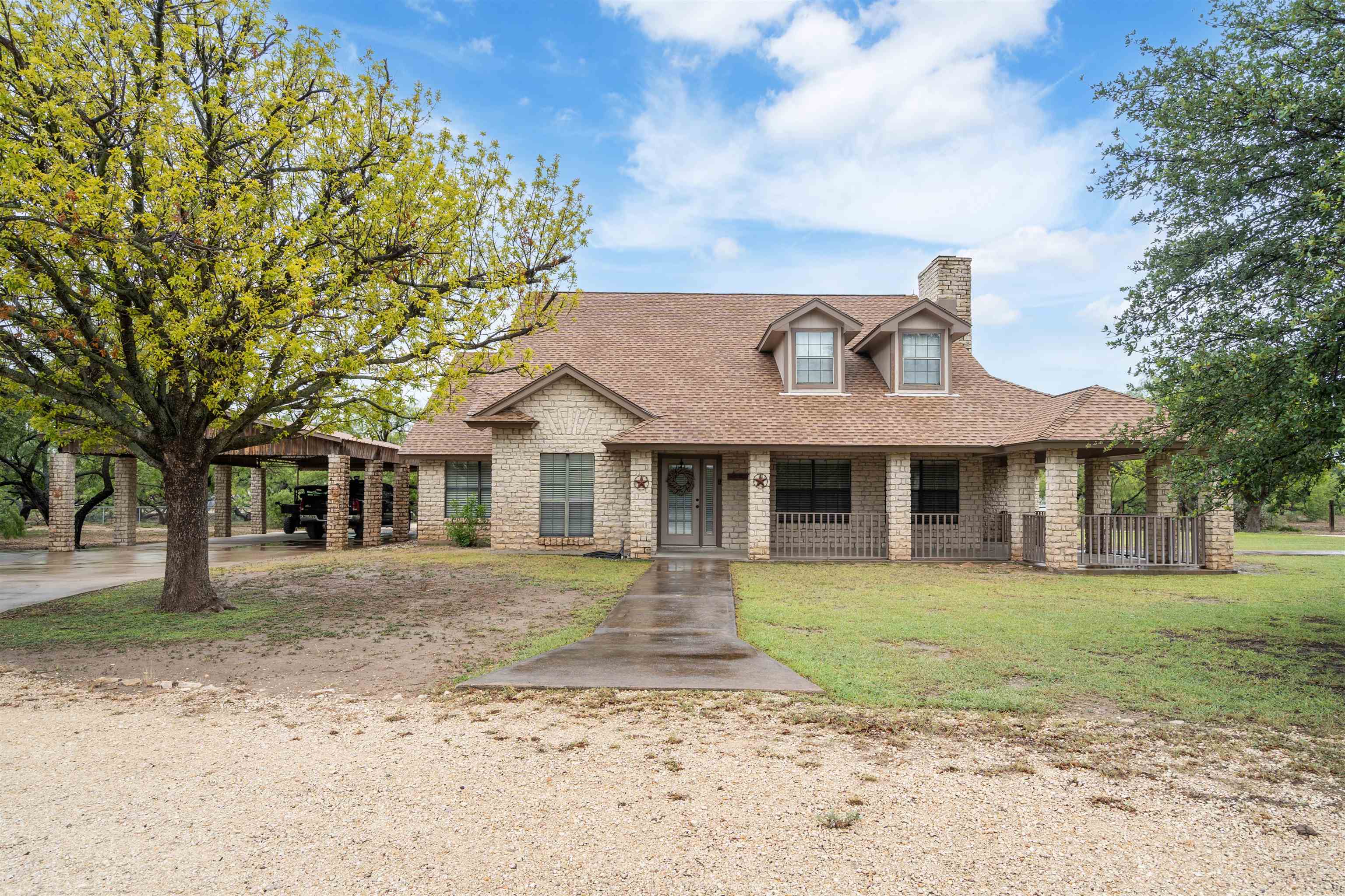 Details for 1072 Packsaddle, Del Rio, TX 78840
