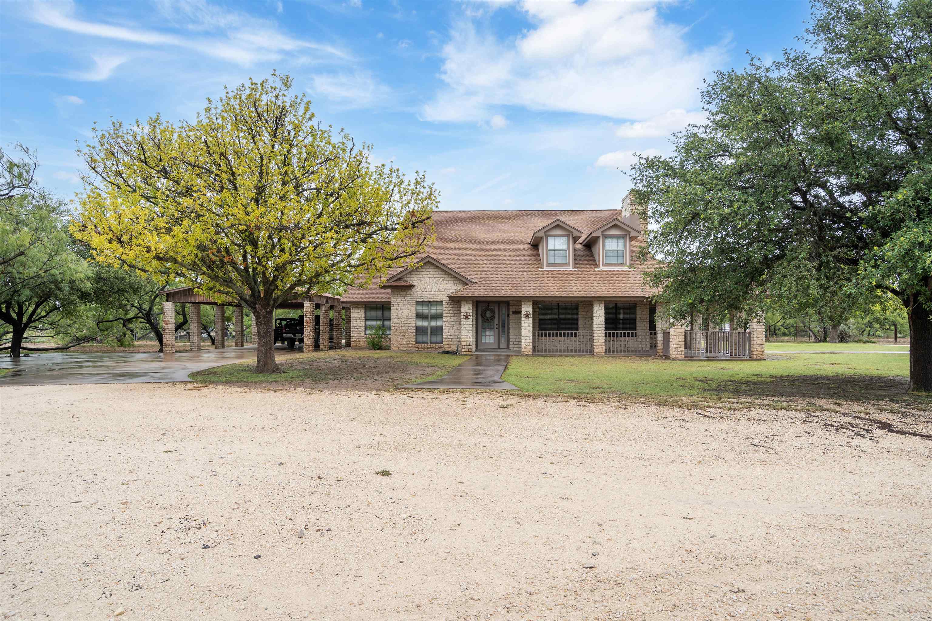 Image 3 of 48 For 1072 Packsaddle