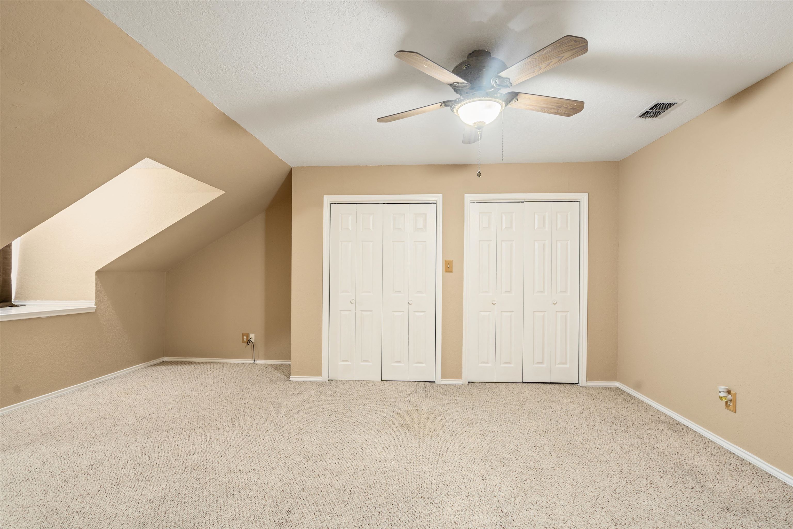 Image 39 of 48 For 1072 Packsaddle