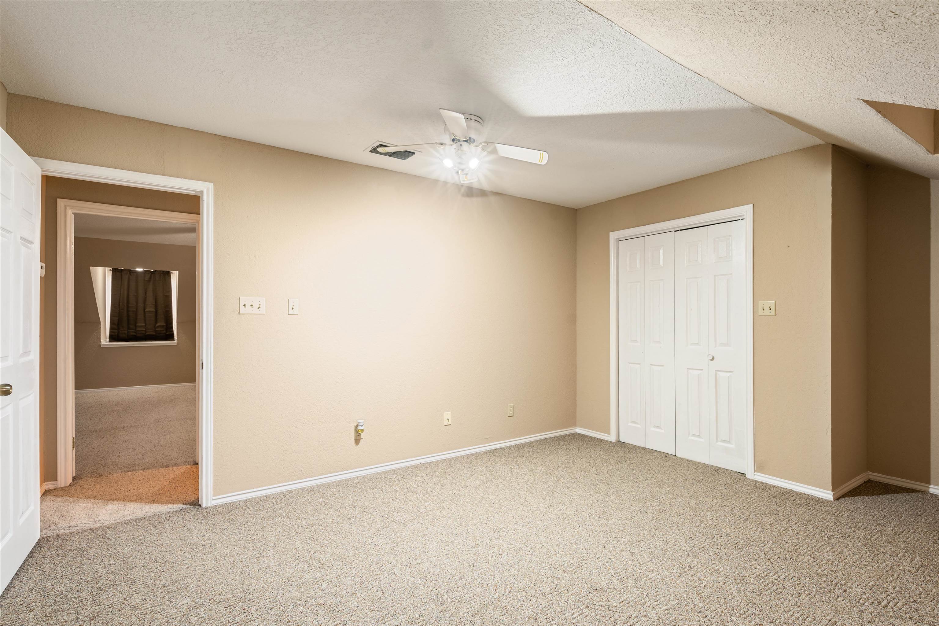 Image 41 of 48 For 1072 Packsaddle