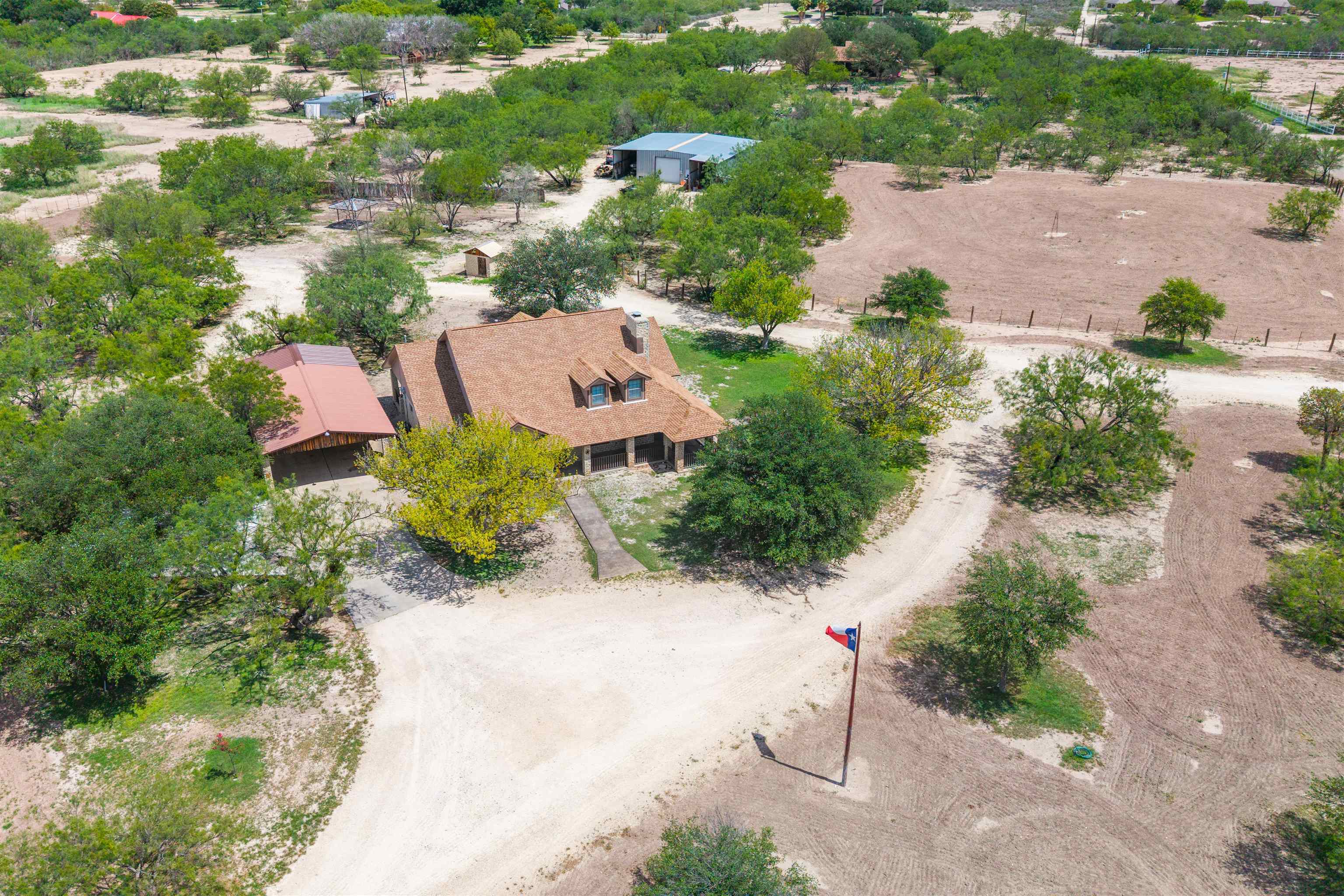 Image 5 of 48 For 1072 Packsaddle