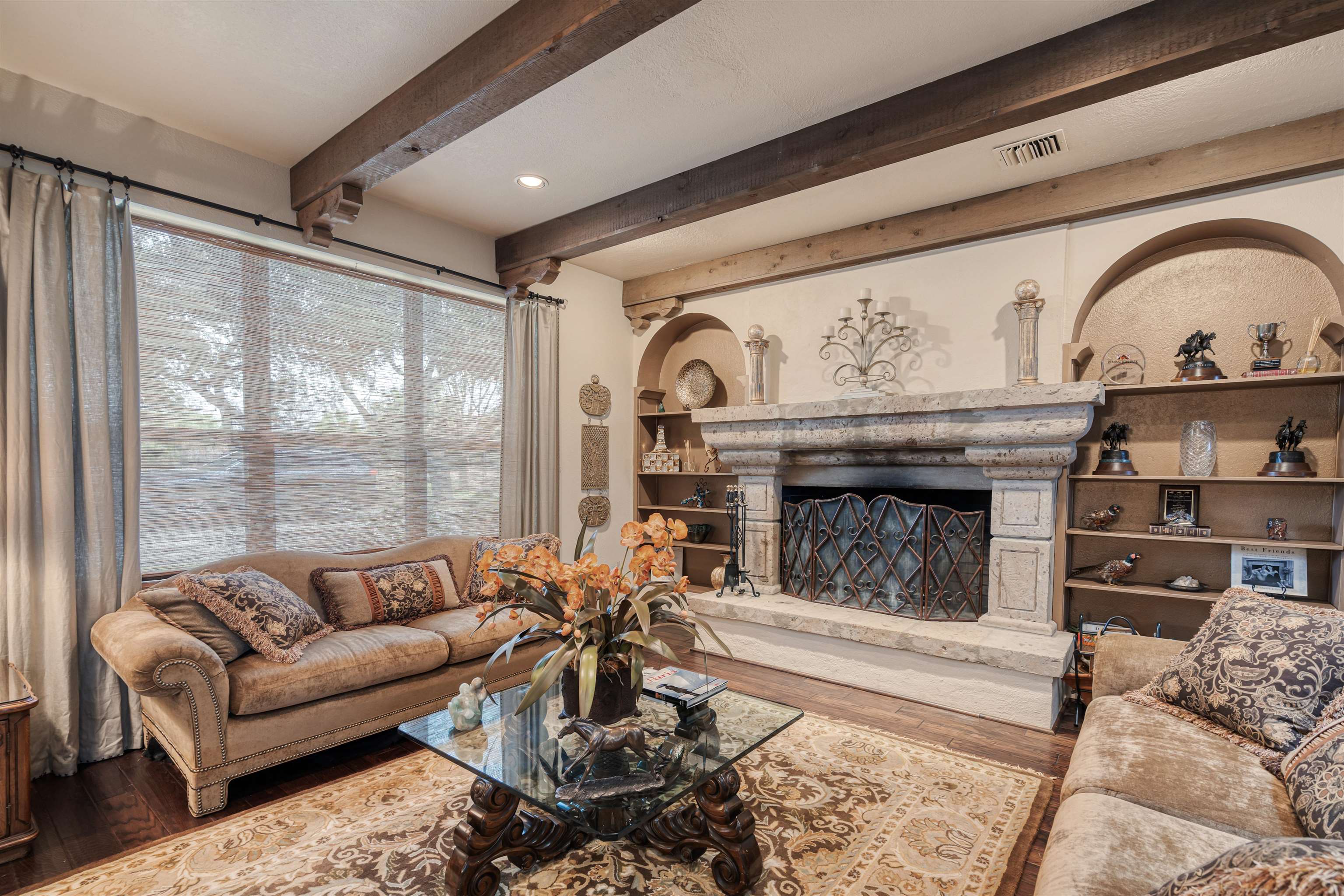 Image 12 of 49 For 505 Gilchrist