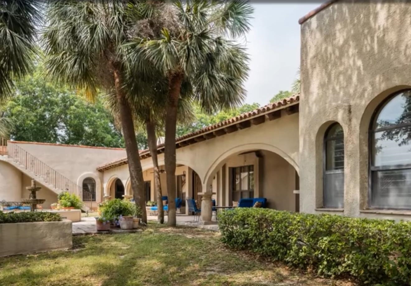 Image 2 of 49 For 505 Gilchrist