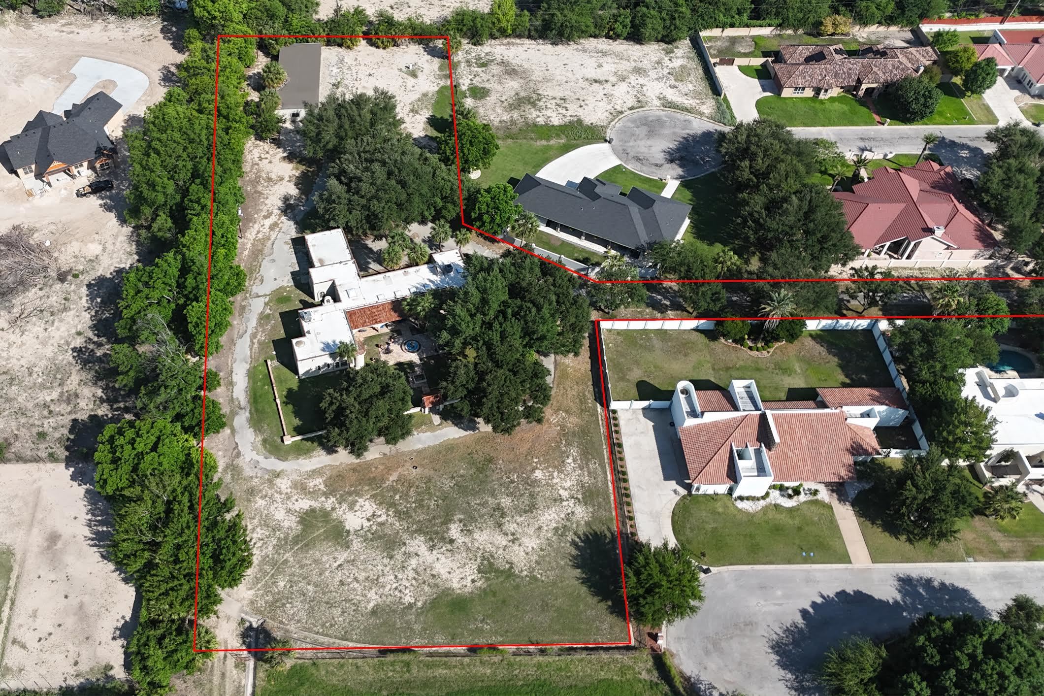 Image 4 of 49 For 505 Gilchrist