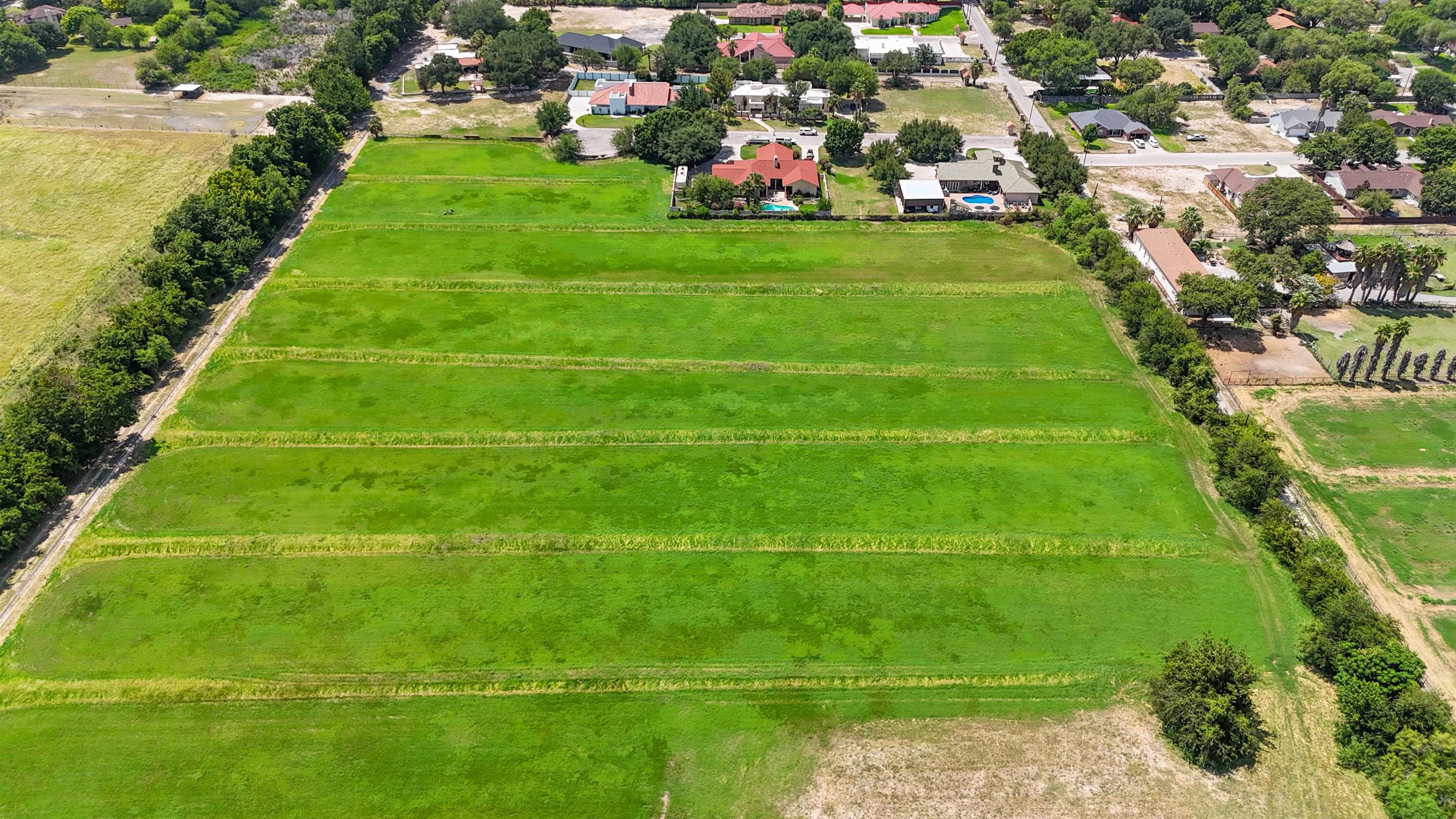 Image 6 of 14 For 505 Gilchrist- B