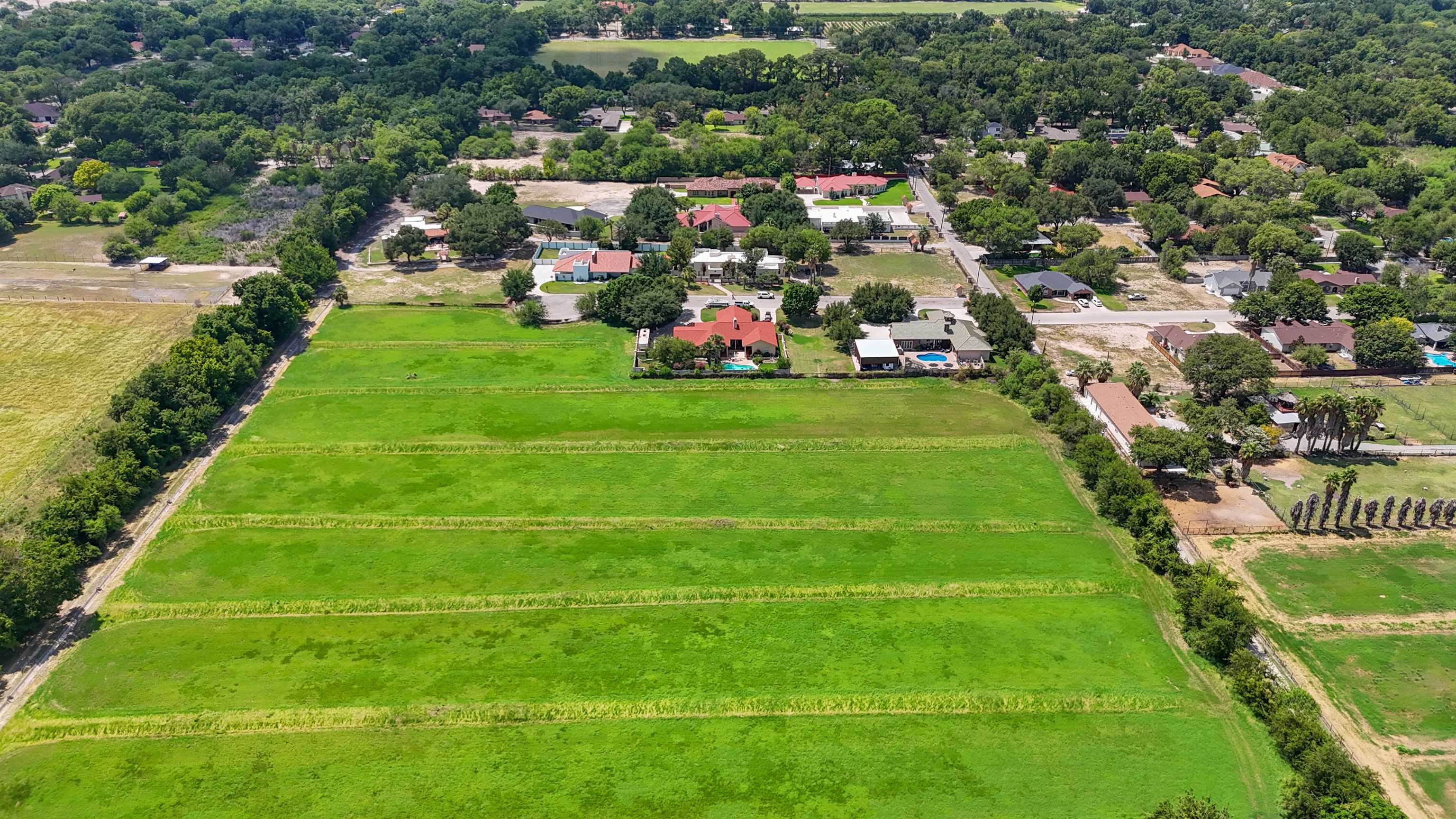 Image 7 of 14 For 505 Gilchrist- B