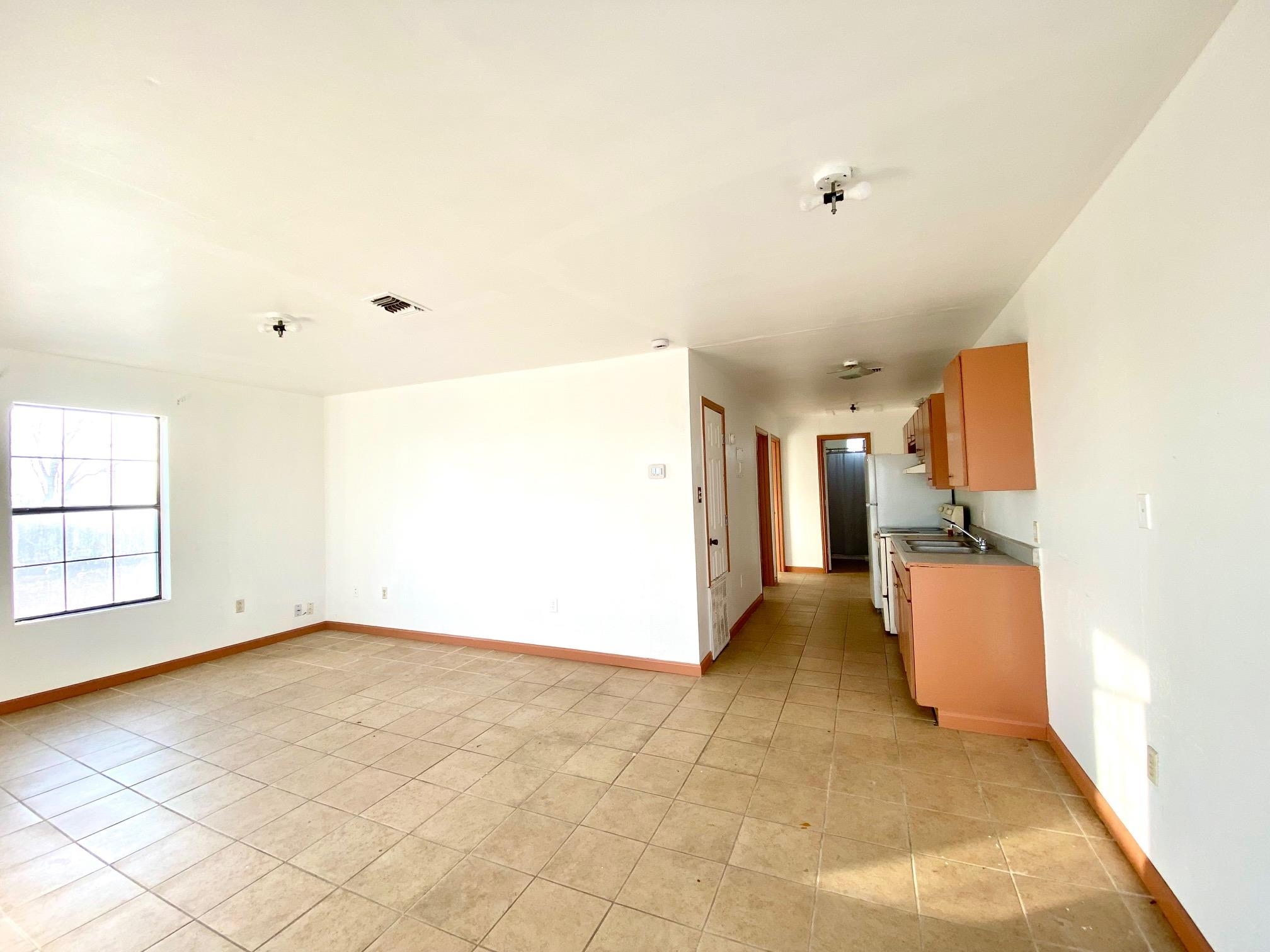 Image 2 of 11 For 110 Holly Unit 1