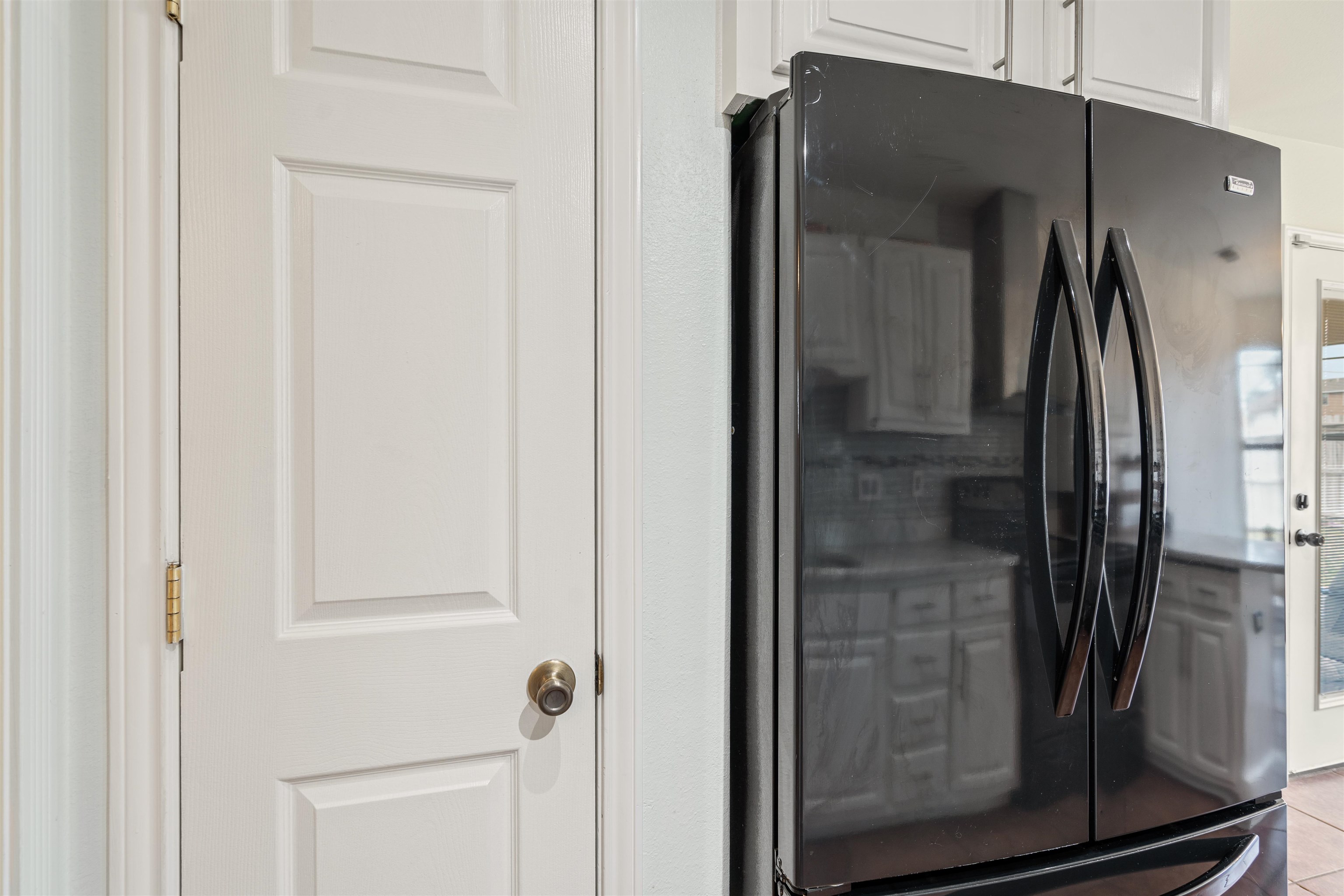 Image 21 of 47 For 201 Pete Dr  