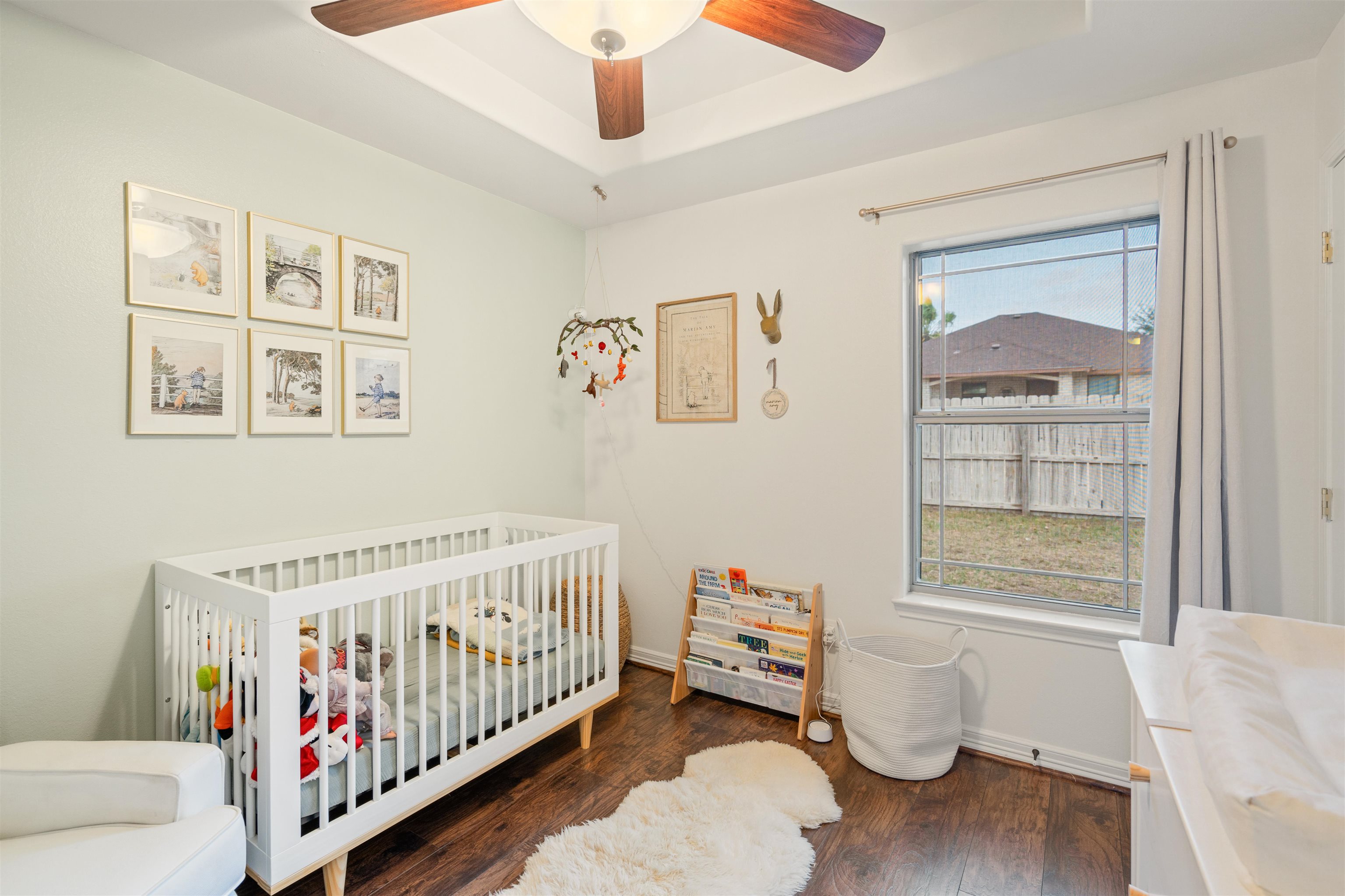 Image 33 of 47 For 201 Pete Dr  