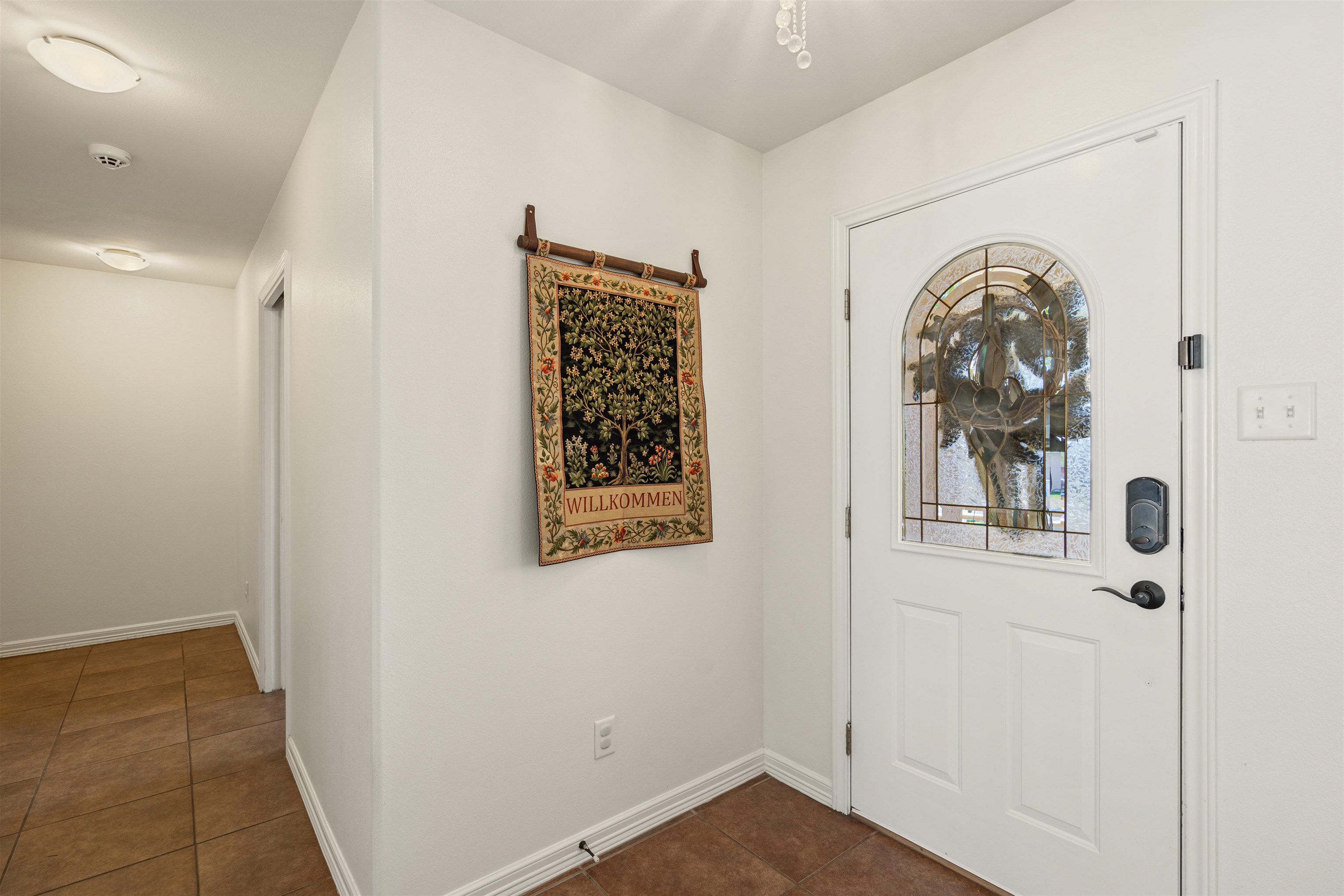 Image 6 of 47 For 201 Pete Dr  