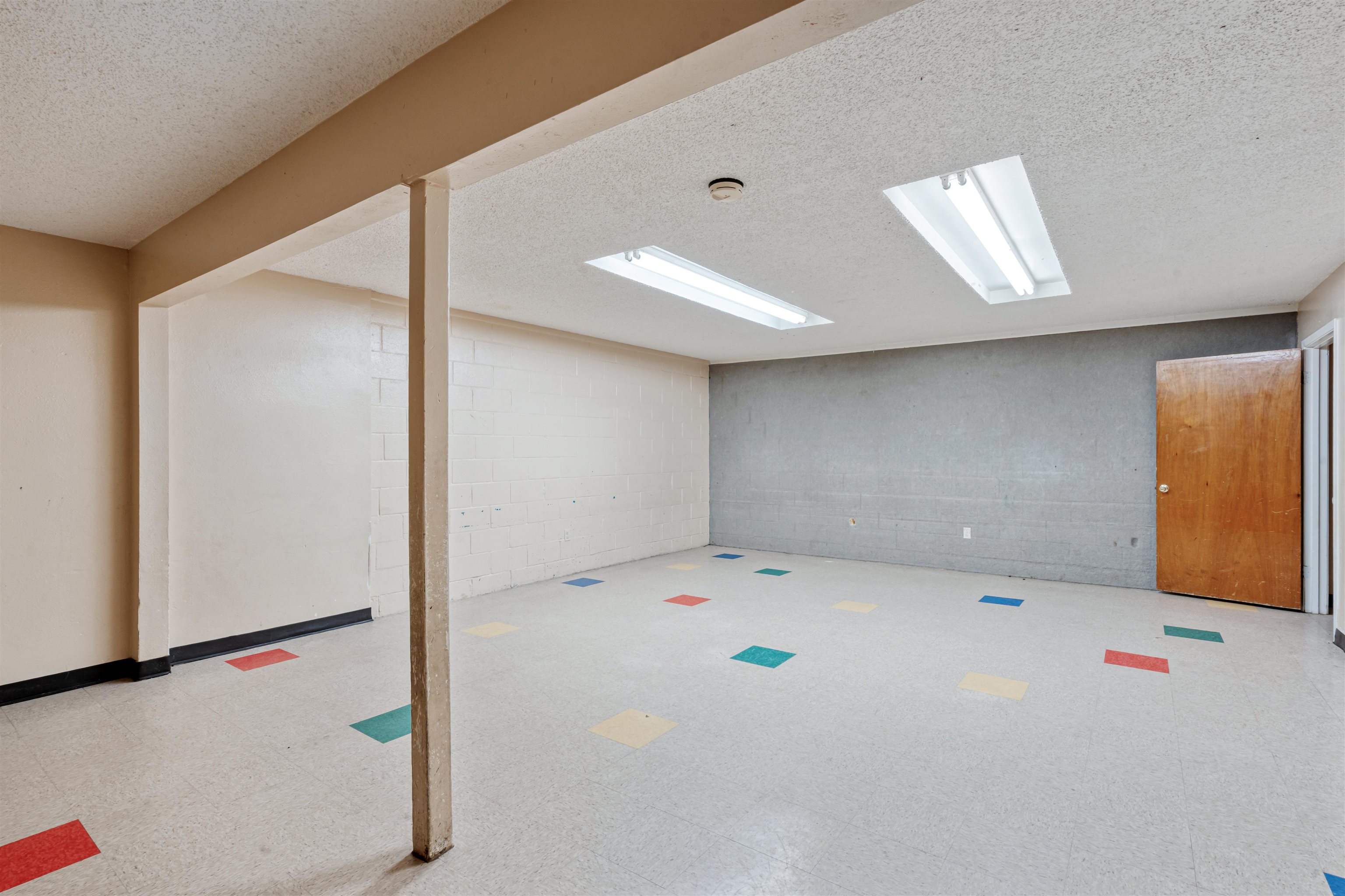 Image 27 of 46 For 3603 Veterans