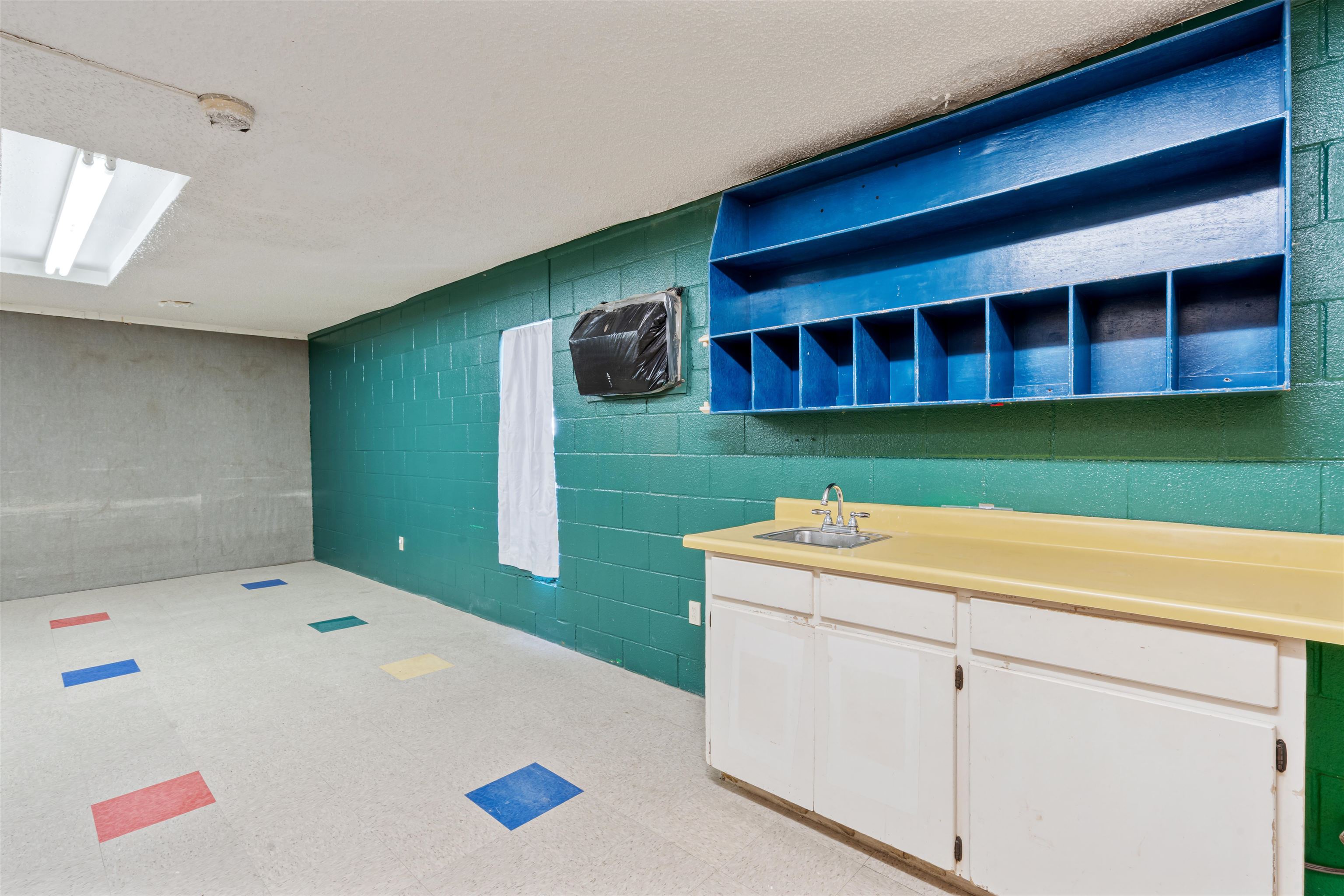 Image 31 of 46 For 3603 Veterans