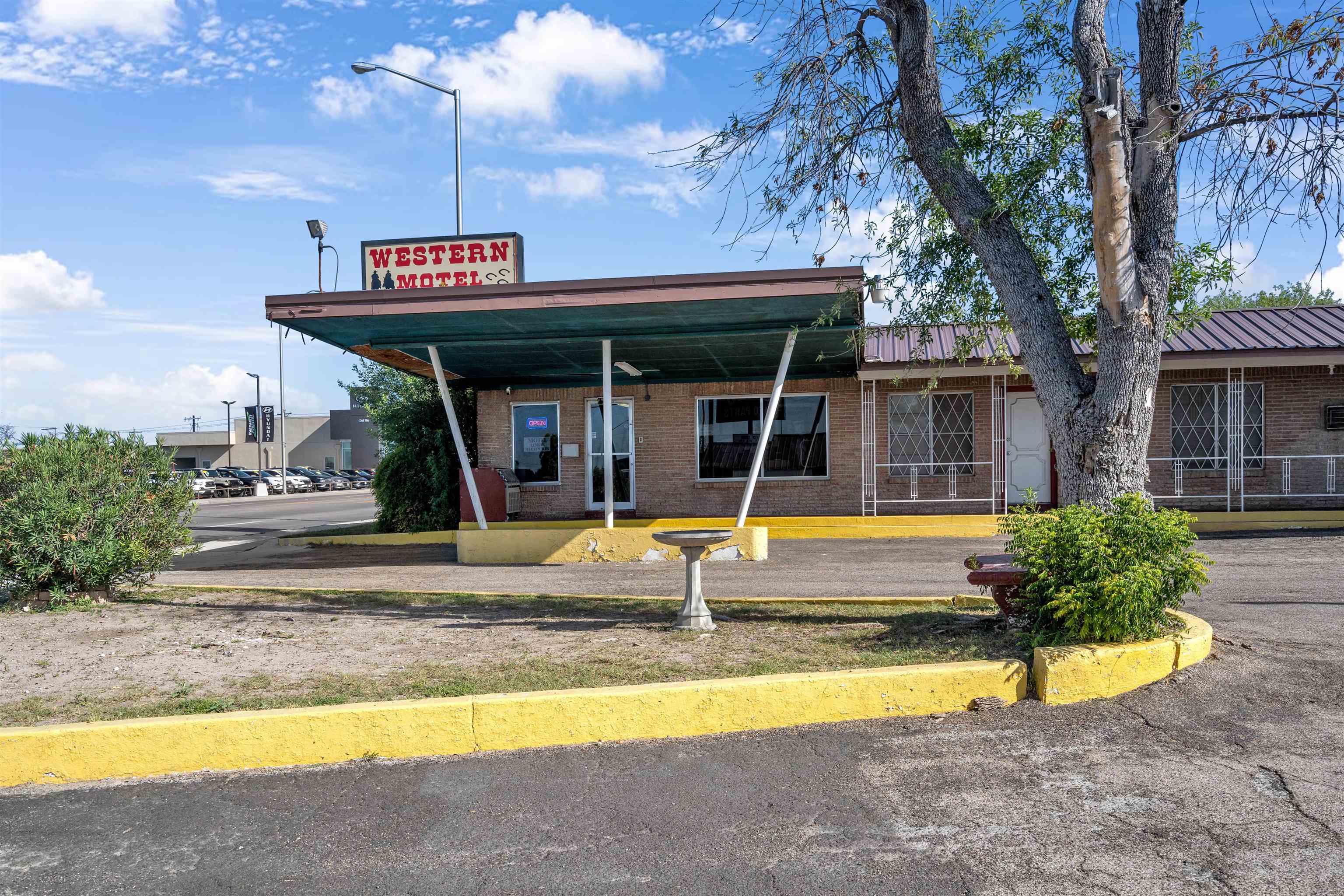 Image 2 of 8 For 1403 Veterans