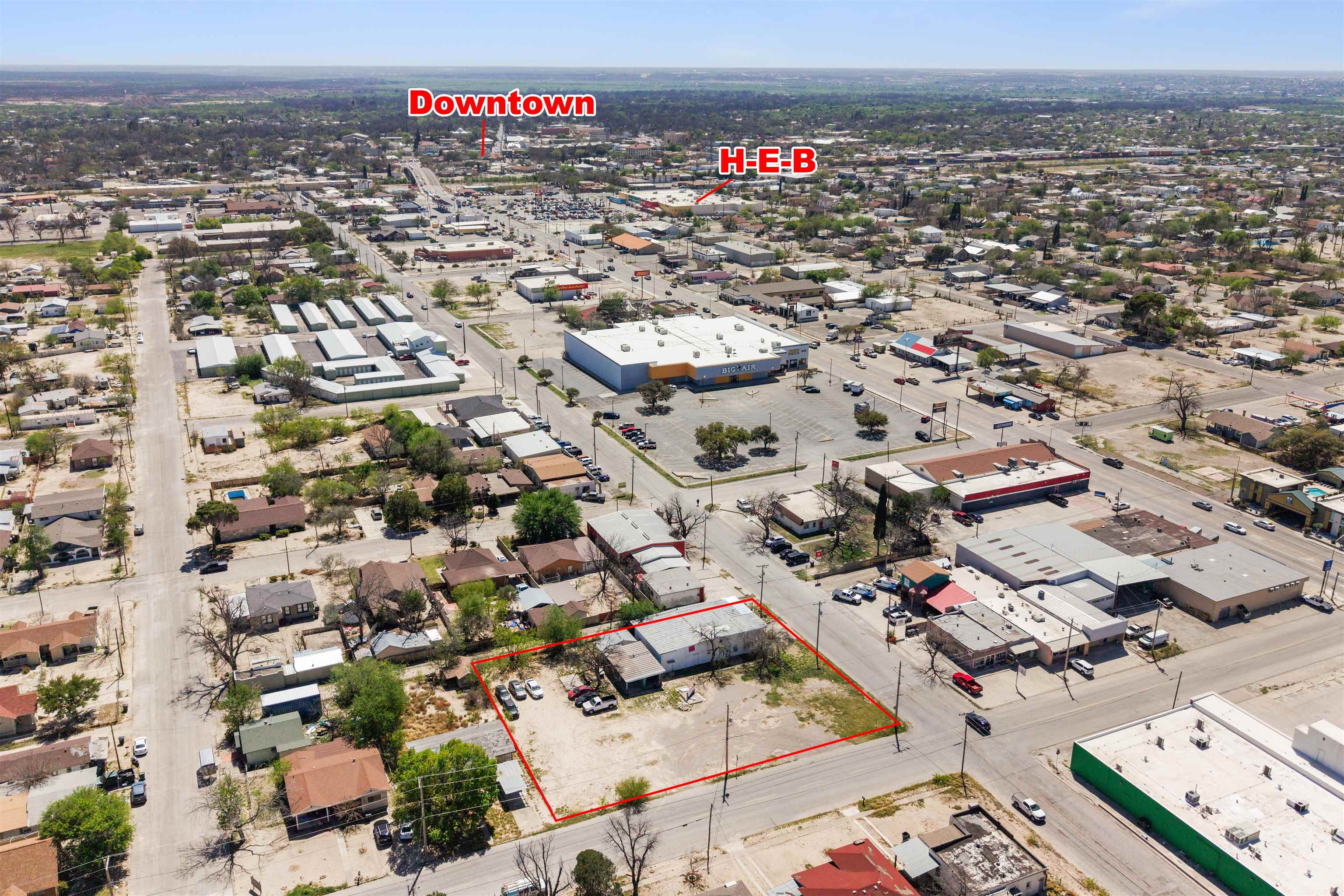 Image 4 of 7 For 601-603-605 7th E