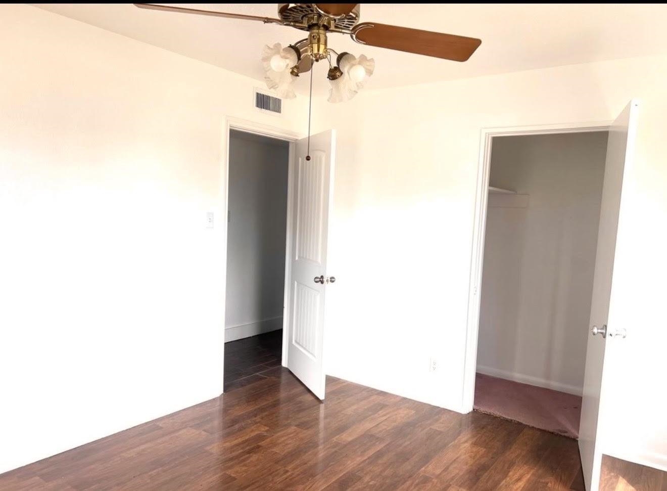Listing photo id 14 for 535 4th N 