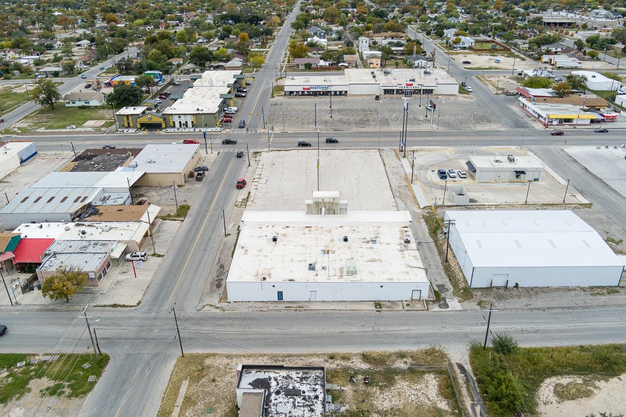 Image 11 of 20 For 901 Veterans