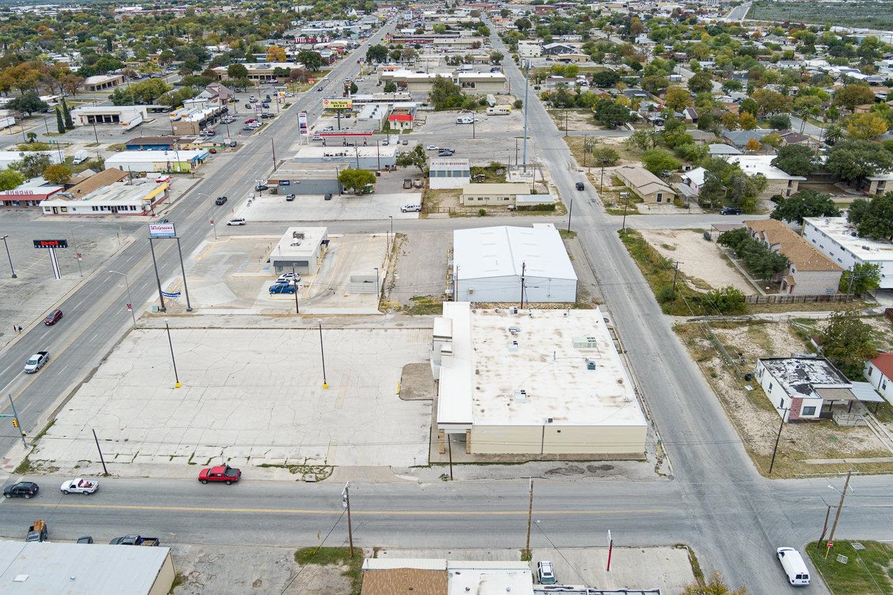 Image 13 of 20 For 901 Veterans