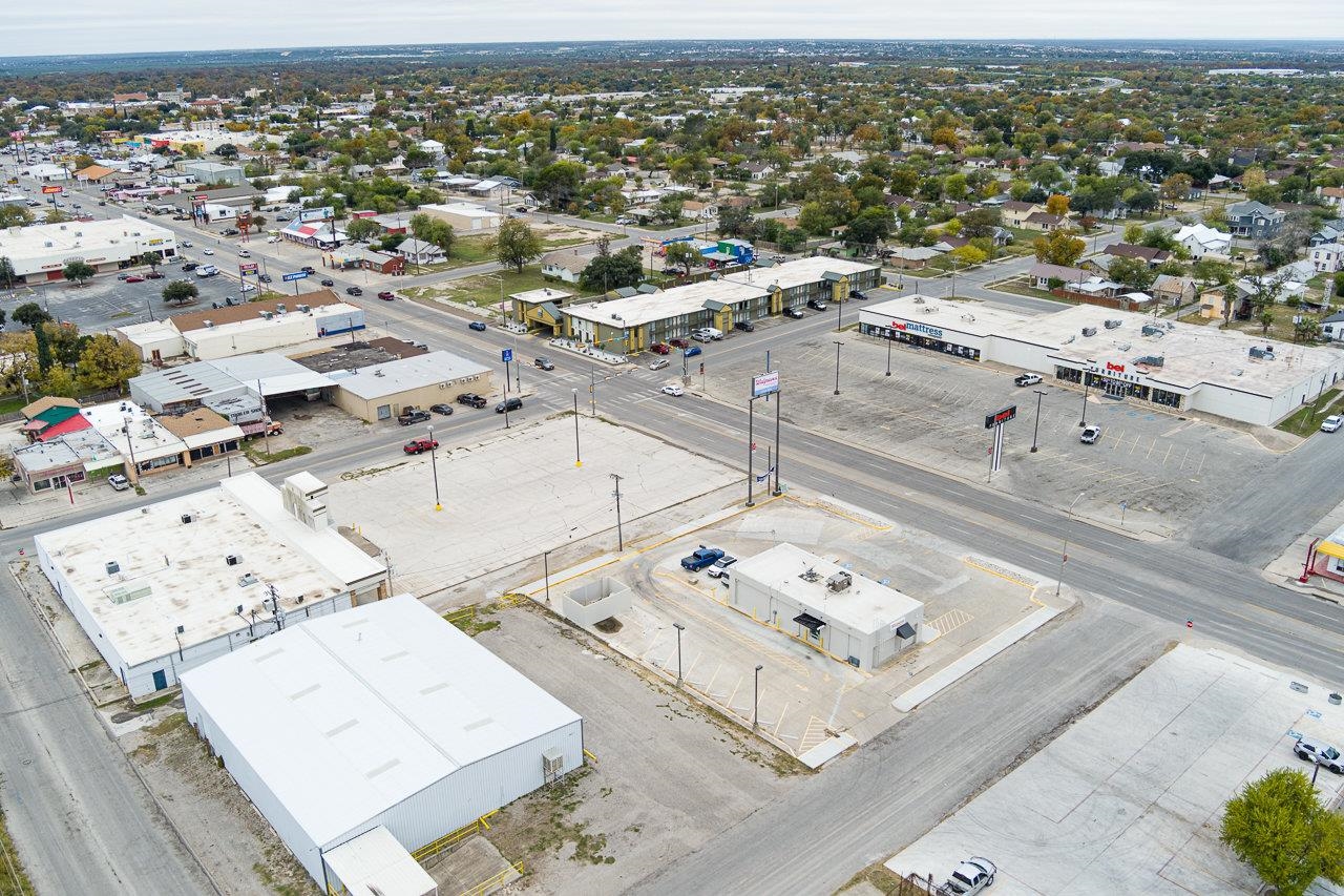 Image 18 of 20 For 901 Veterans