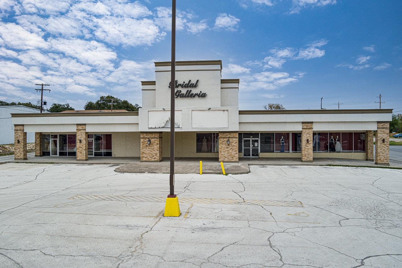 Image 2 of 20 For 901 Veterans