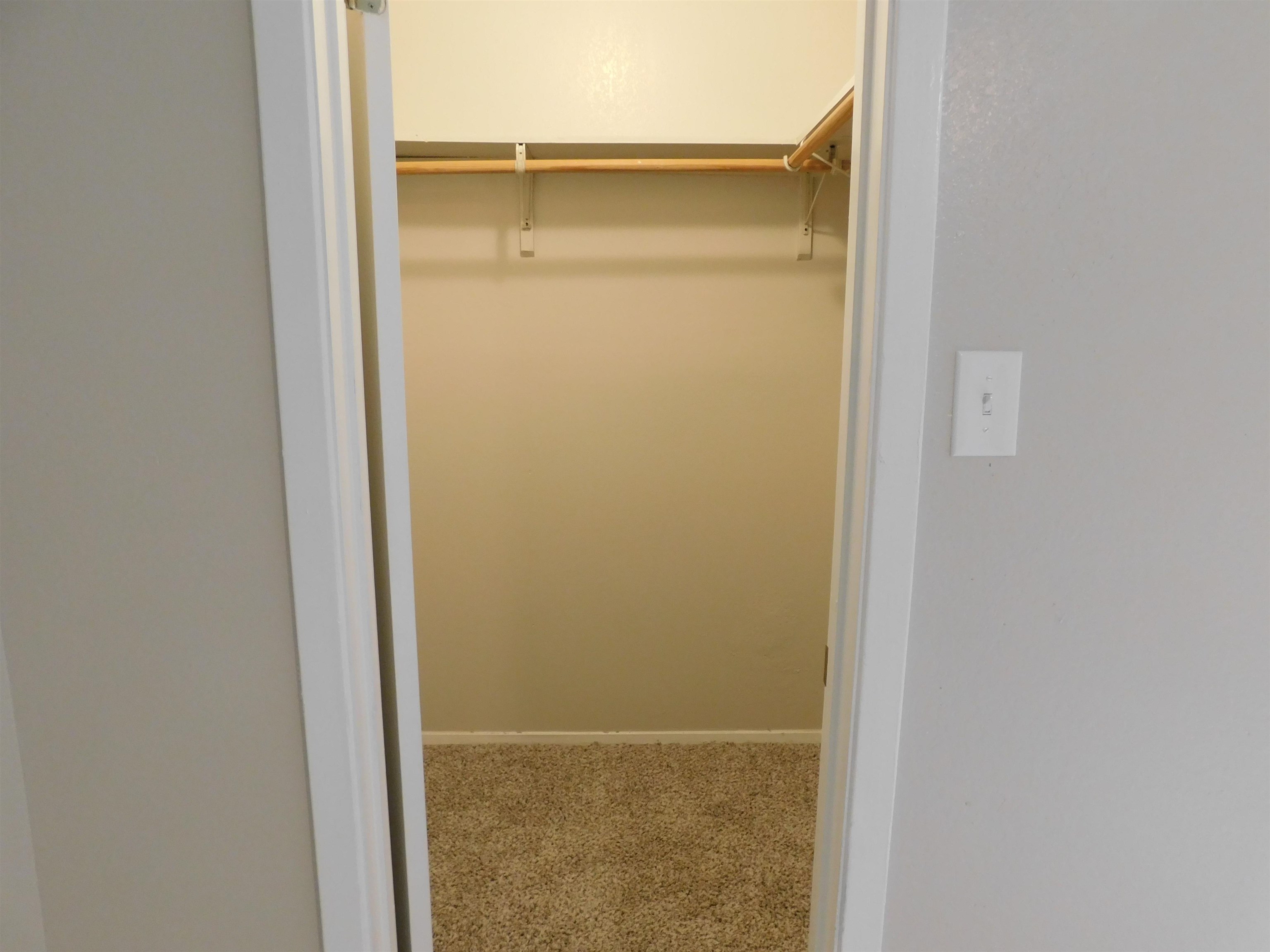 Image 10 of 20 For 105 Rockwell