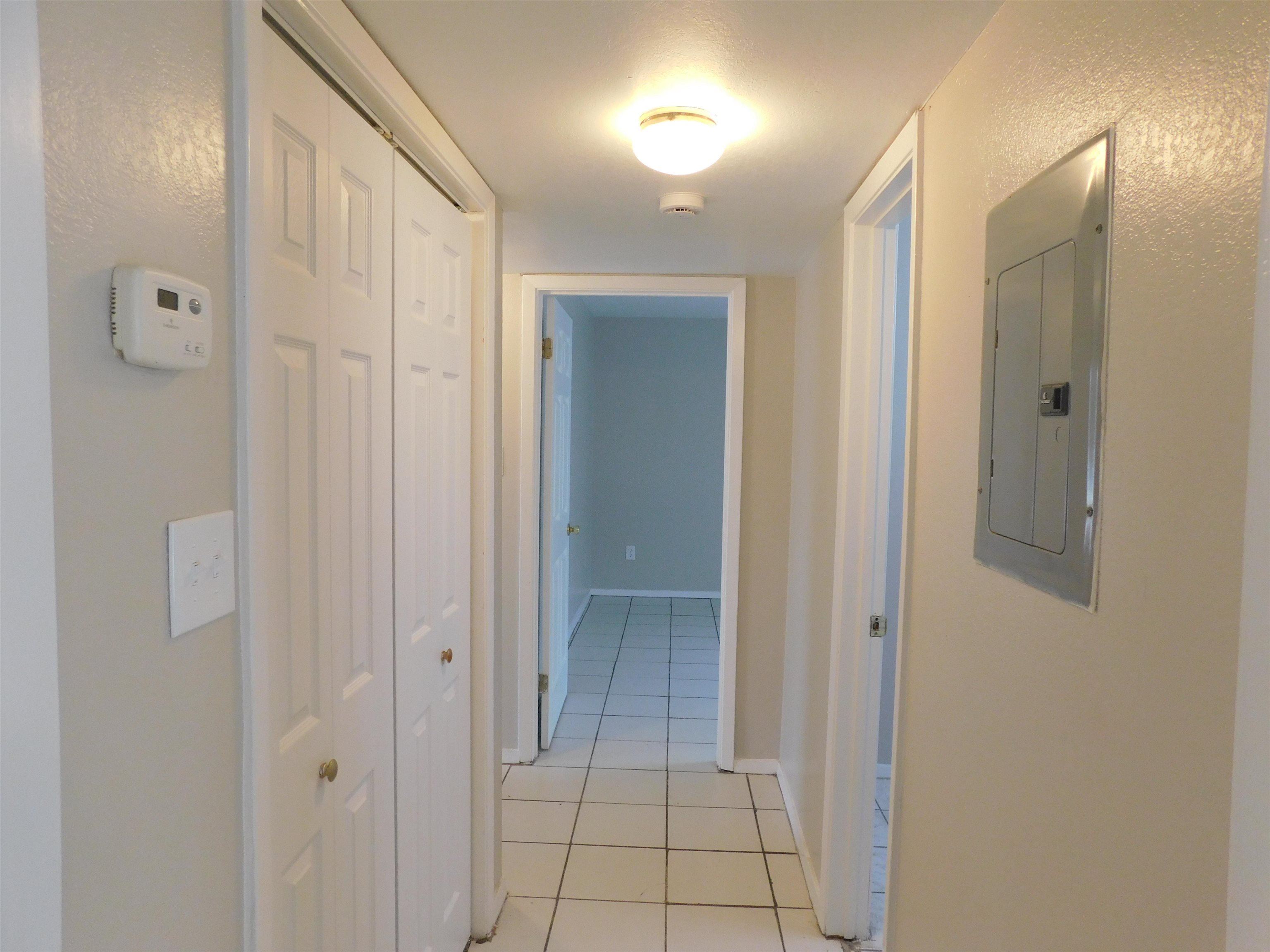 Image 15 of 20 For 105 Rockwell