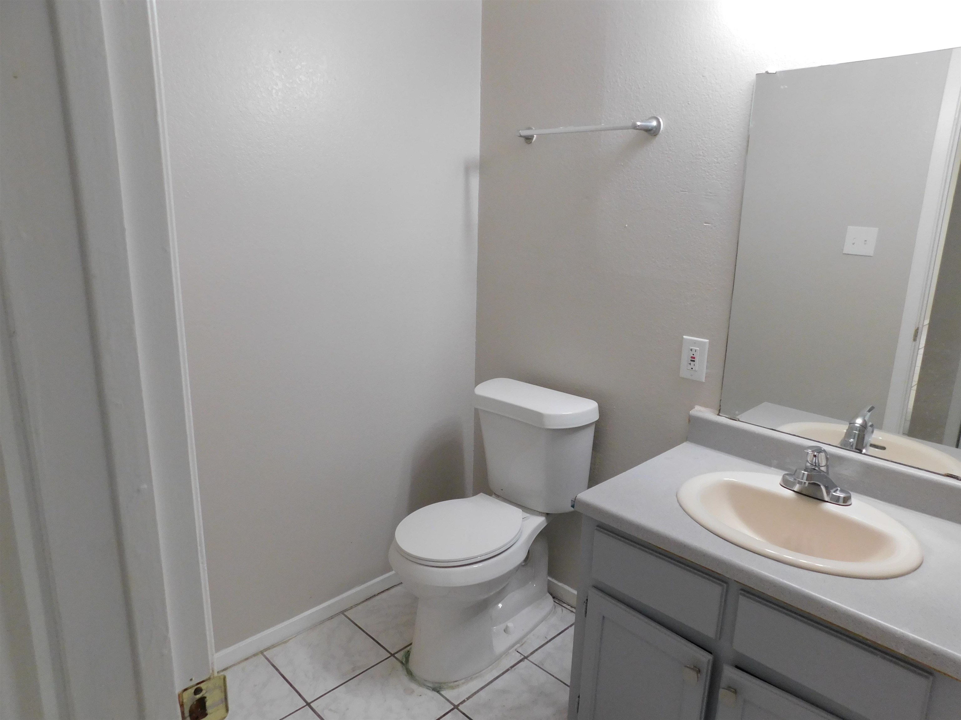 Image 20 of 20 For 105 Rockwell