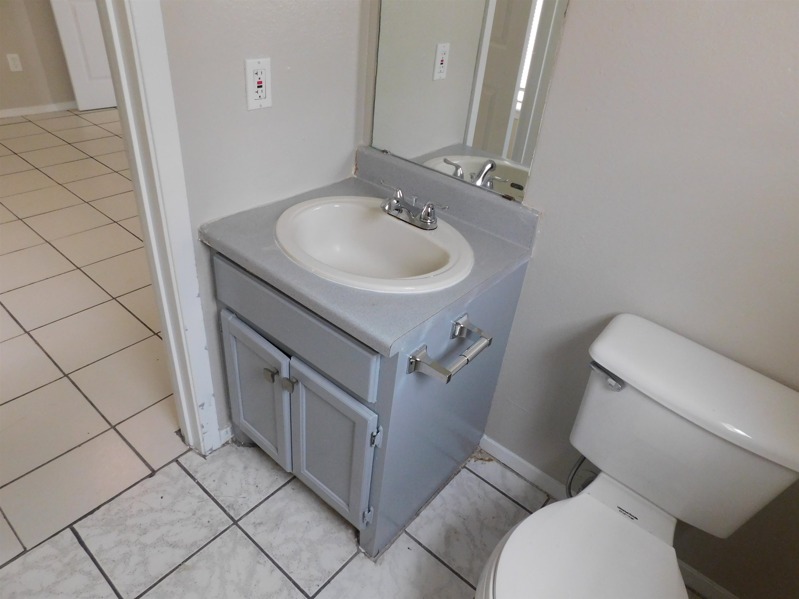 Image 8 of 20 For 105 Rockwell