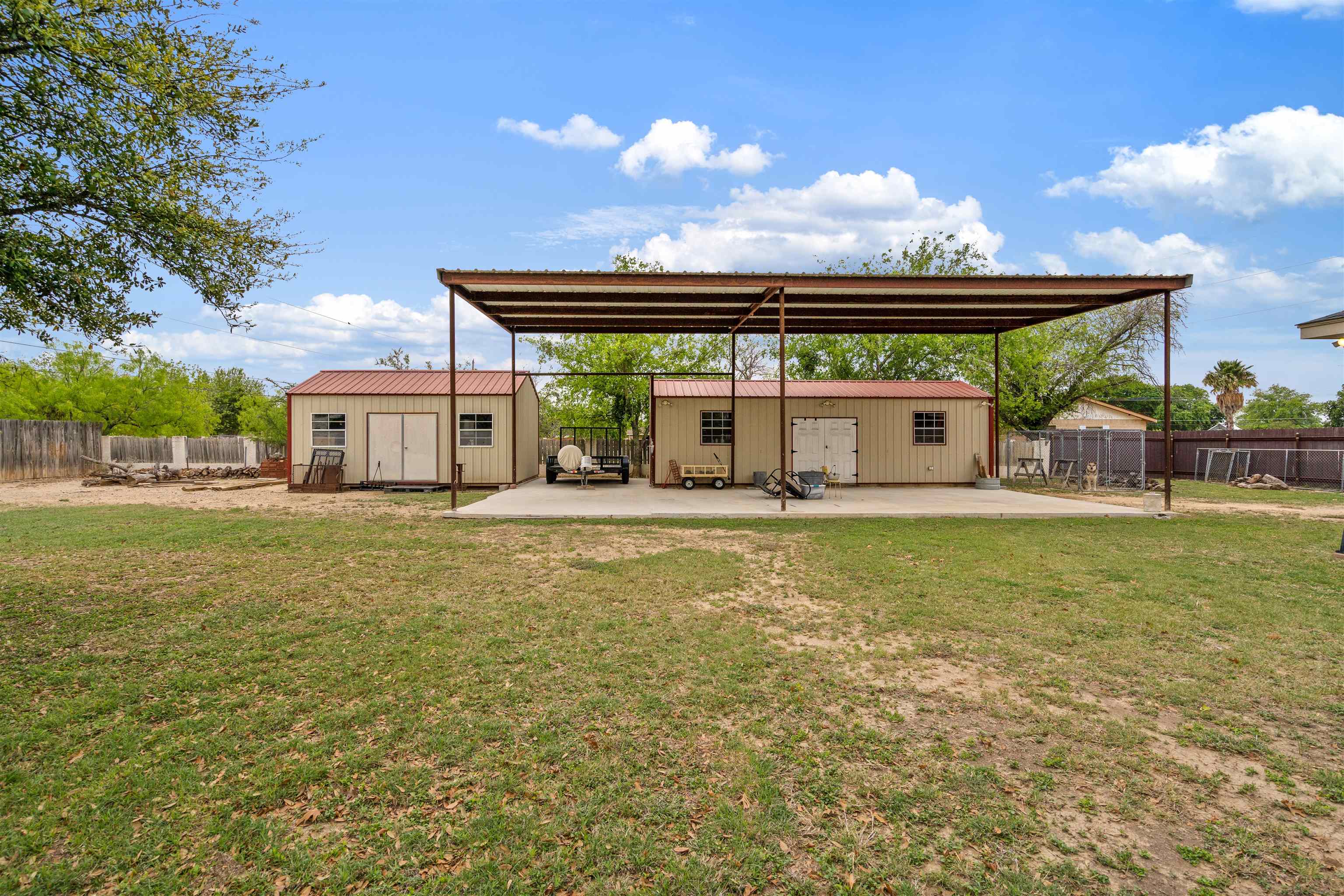 Image 41 of 48 For 104 Broadview S