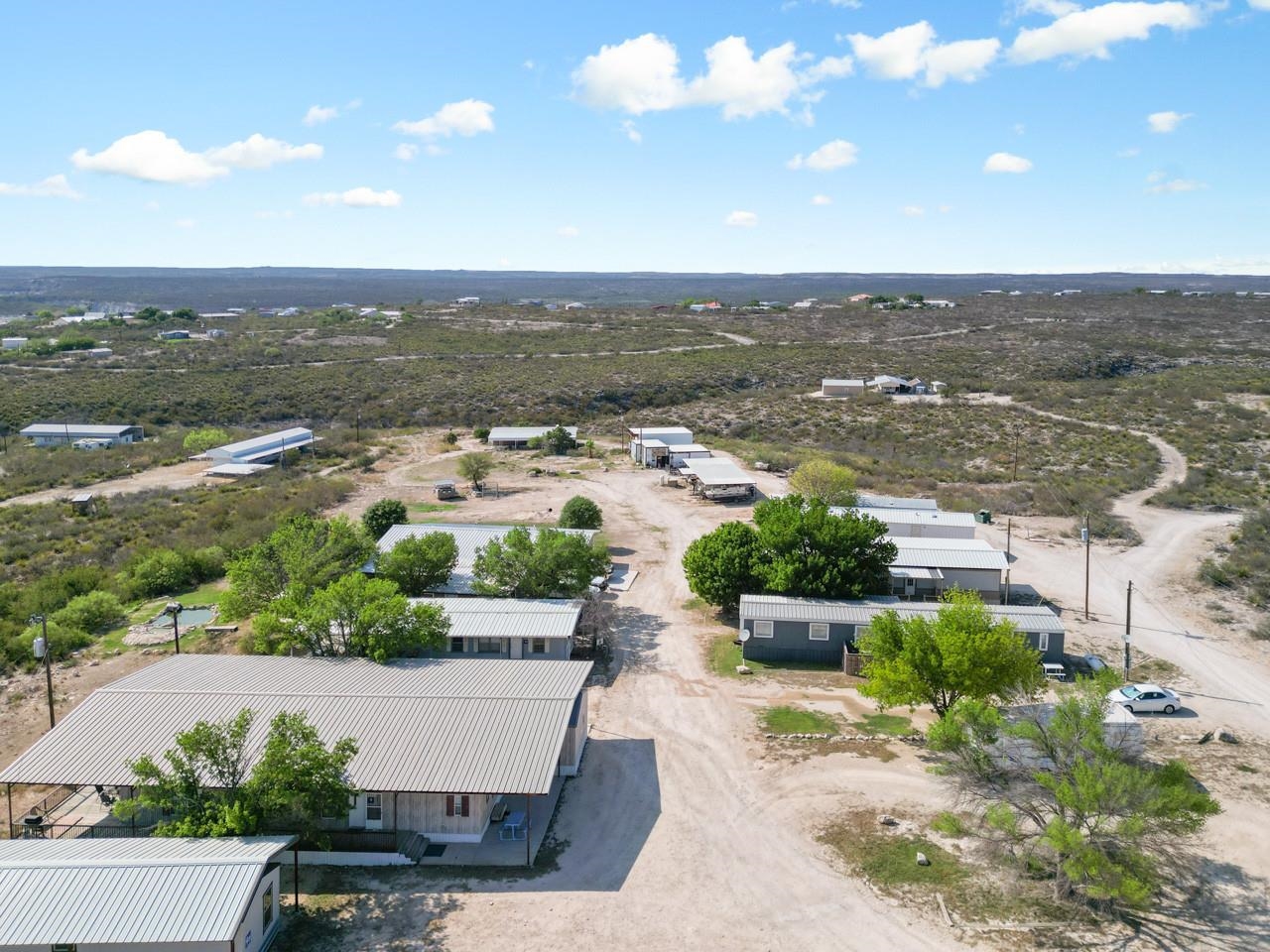 Image 4 of 47 For 6748 Texas Road #2