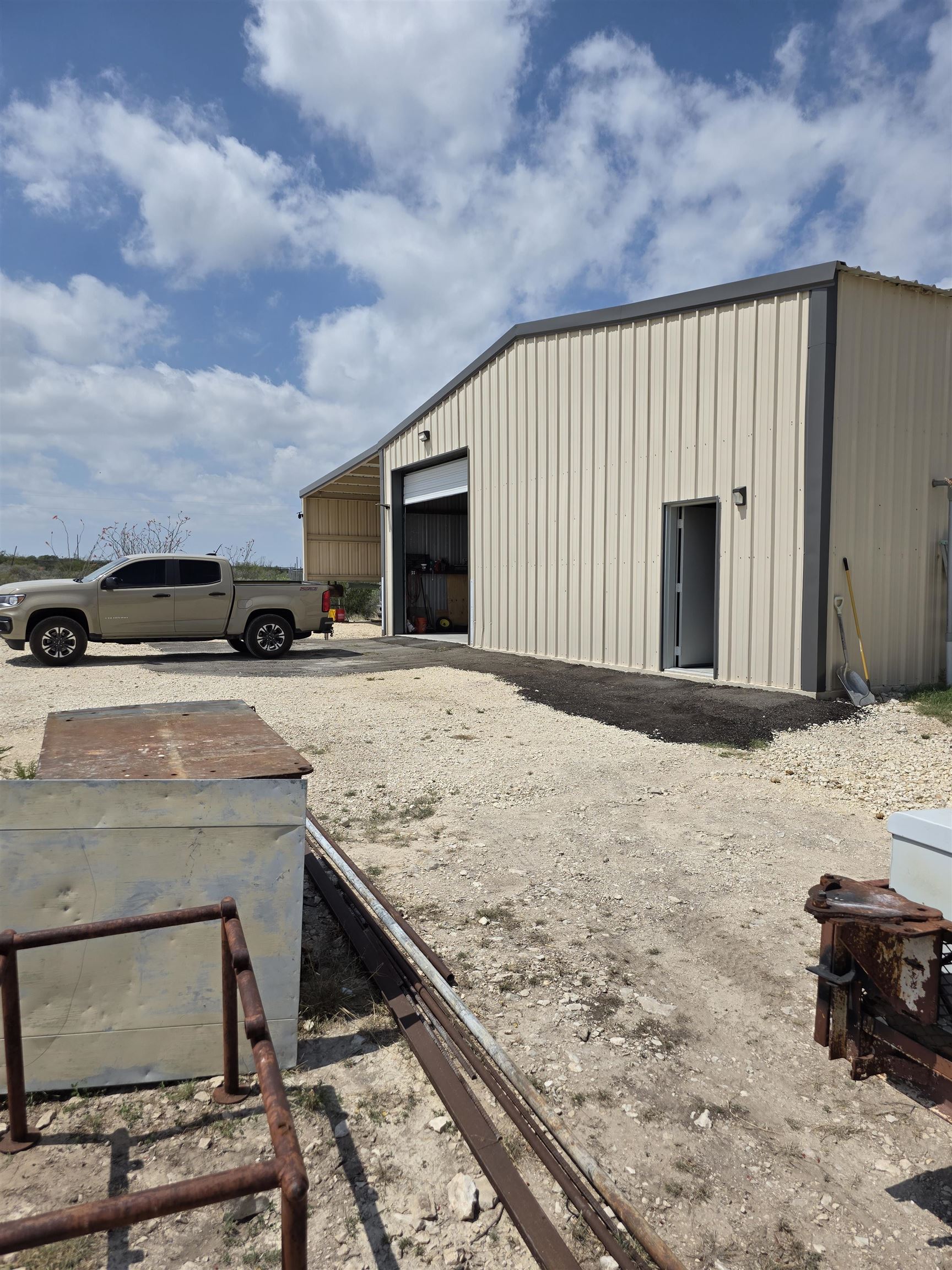 Image 13 of 28 For 16307 Us Hwy 90 West