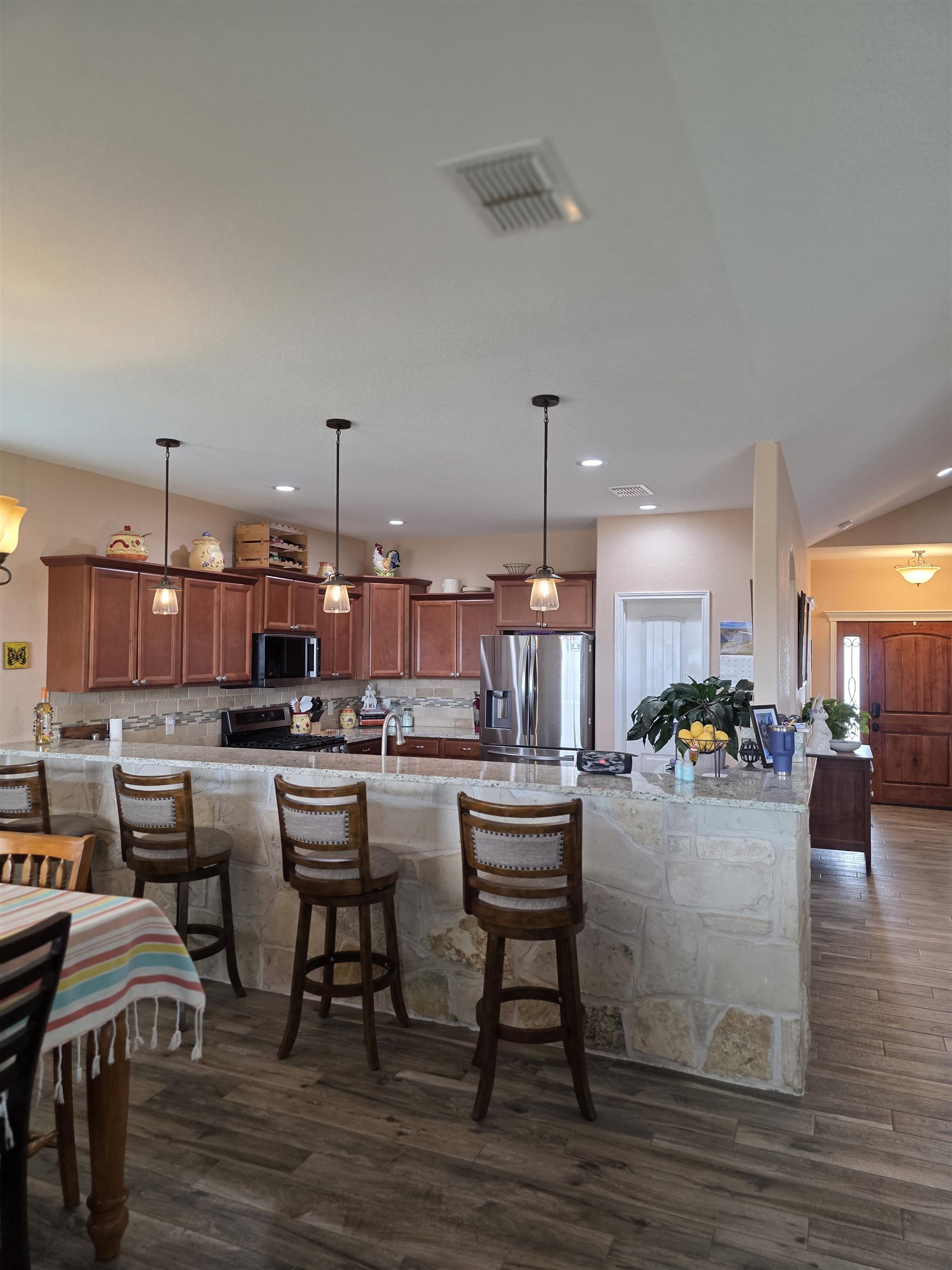 Image 22 of 28 For 16307 Us Hwy 90 West