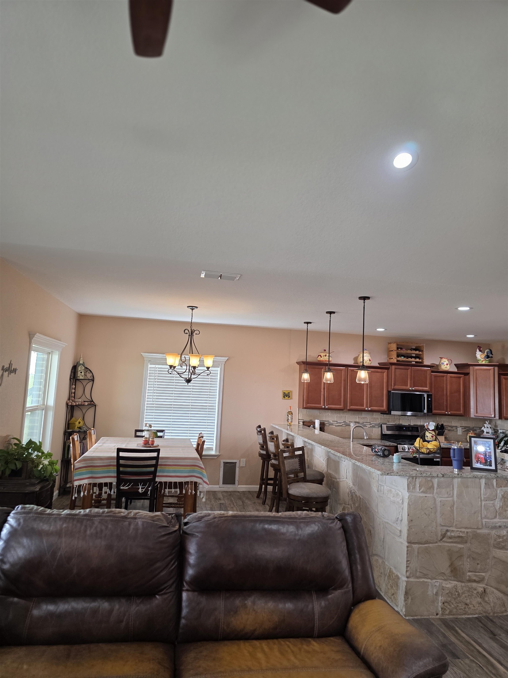 Image 9 of 28 For 16307 Us Hwy 90 West