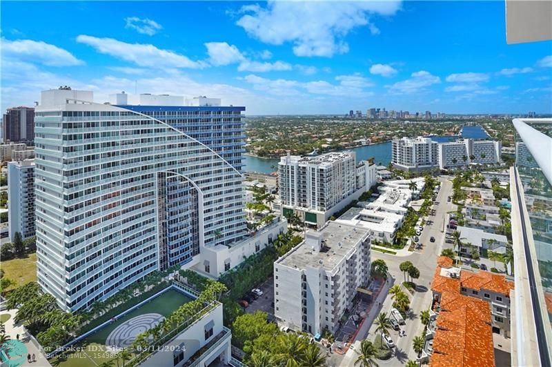 Image 11 of 58 For 505 Fort Lauderdale Beach Blvd  Ph2501