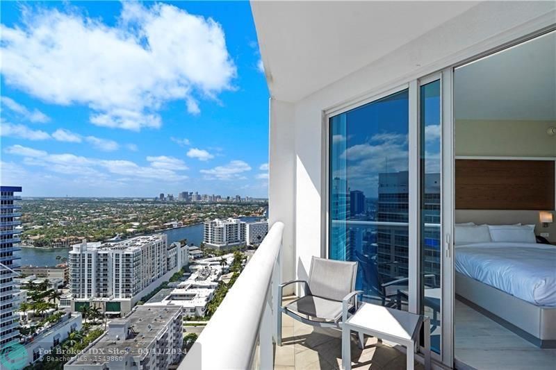 Image 3 of 58 For 505 Fort Lauderdale Beach Blvd  Ph2501