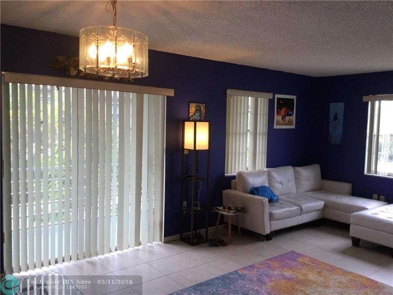 Image 18 of 21 For 4990 Sabal Palm Blvd  215