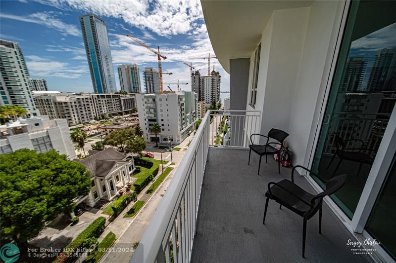 Image 12 of 16 For 2275 Biscayne Blvd  902