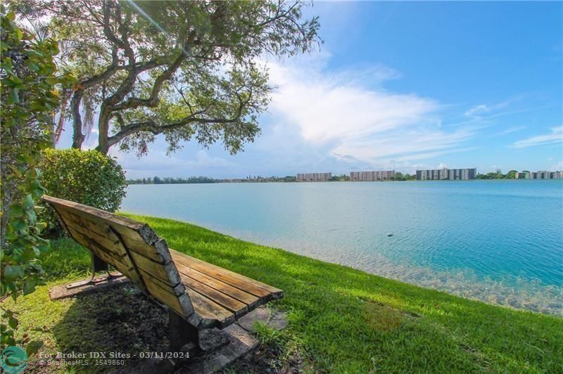 Details for 109 Lake Emerald Dr  110, Oakland Park, FL 33309