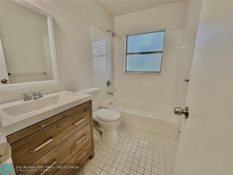 Image 10 of 12 For 10836 Royal Palm Blvd  10836