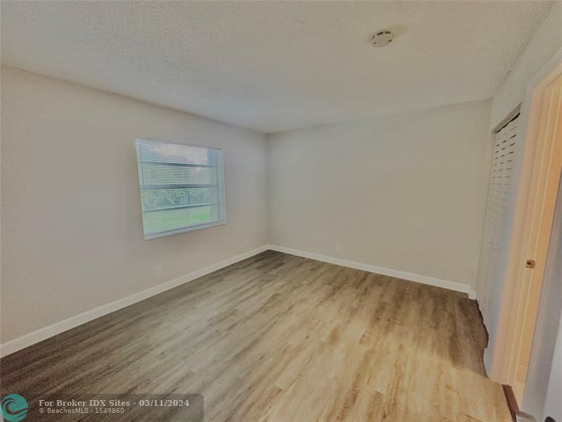 Image 6 of 12 For 10836 Royal Palm Blvd  10836