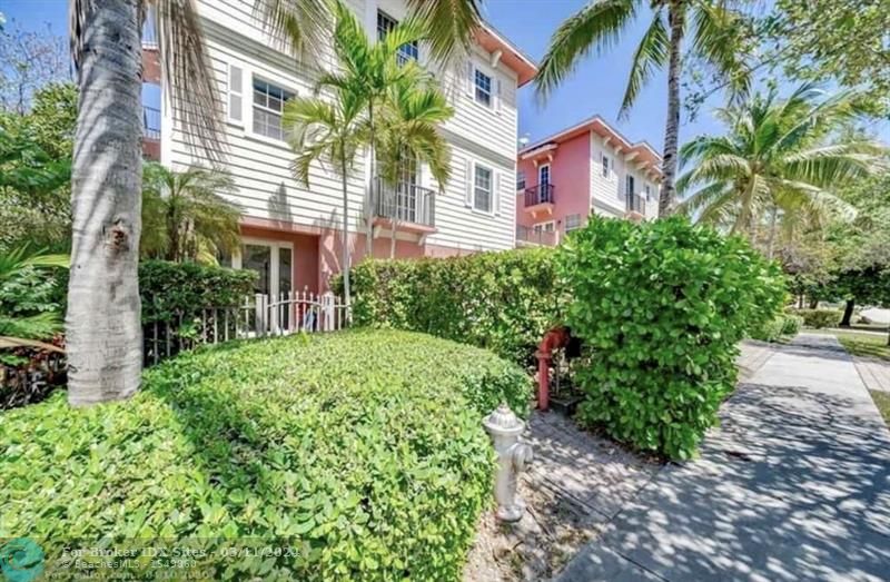 Details for 3213 5th St  101, Pompano Beach, FL 33062